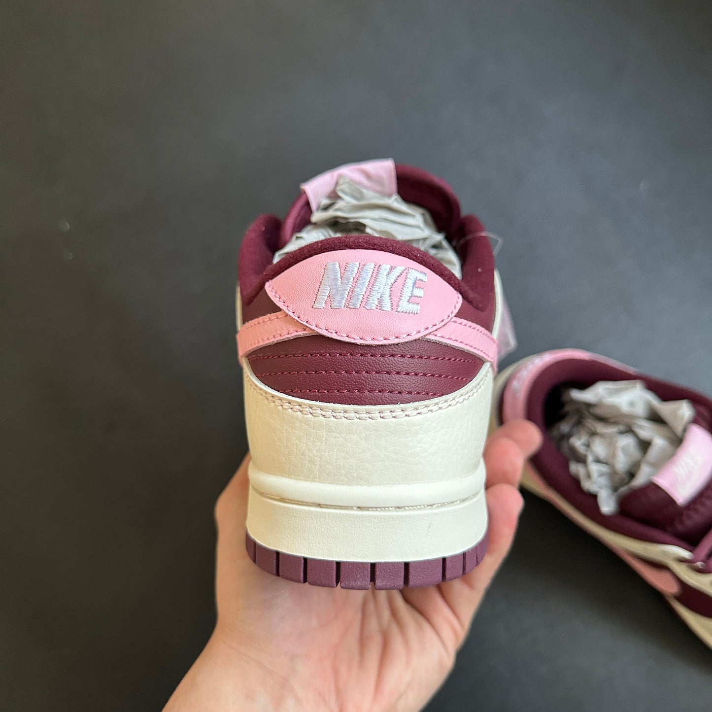 Nike Dunk Low Valentine's Day (Pronta Entrega)