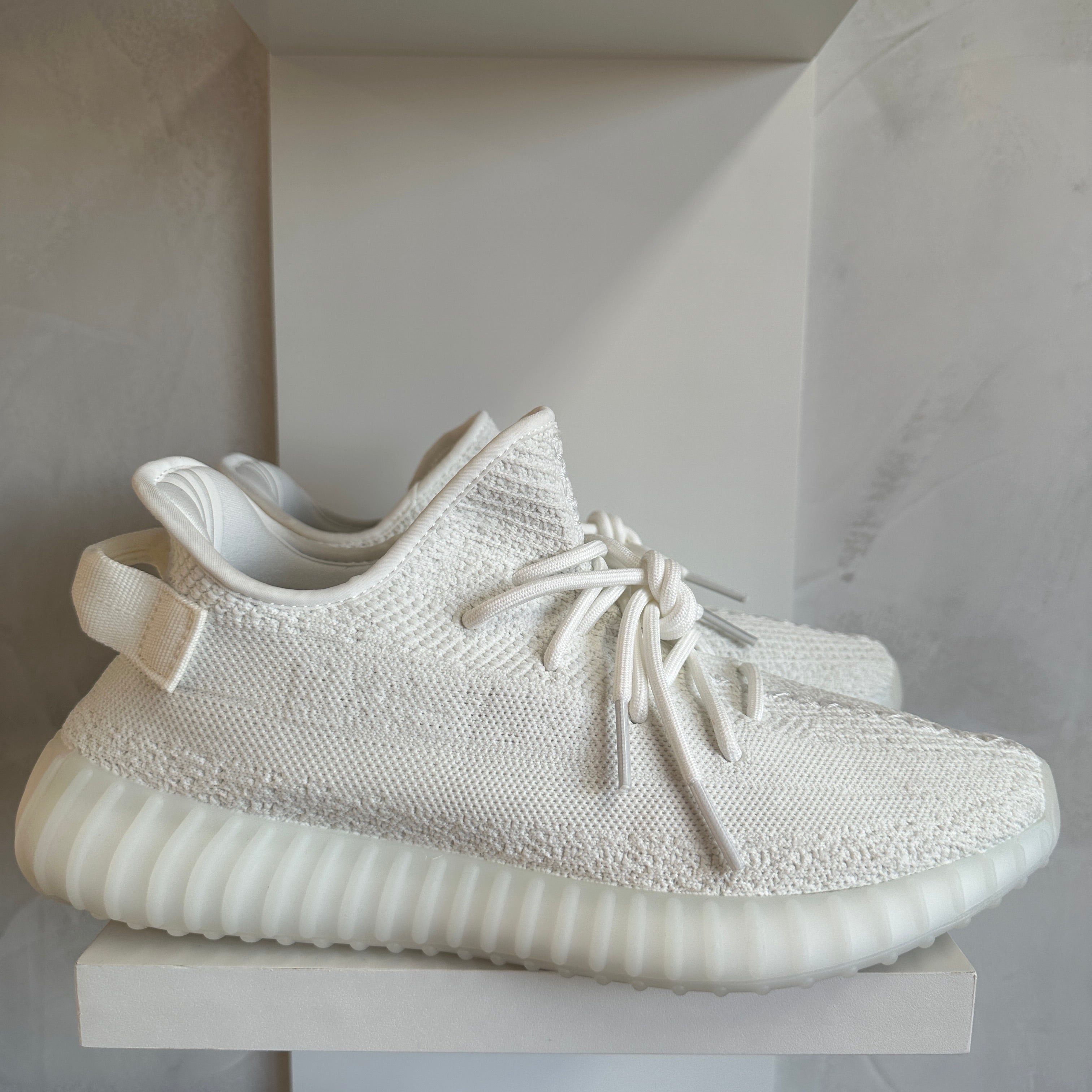 Adidas Yeezy Boost 350 V2 Cream/Triple White (Pronta Entrega)