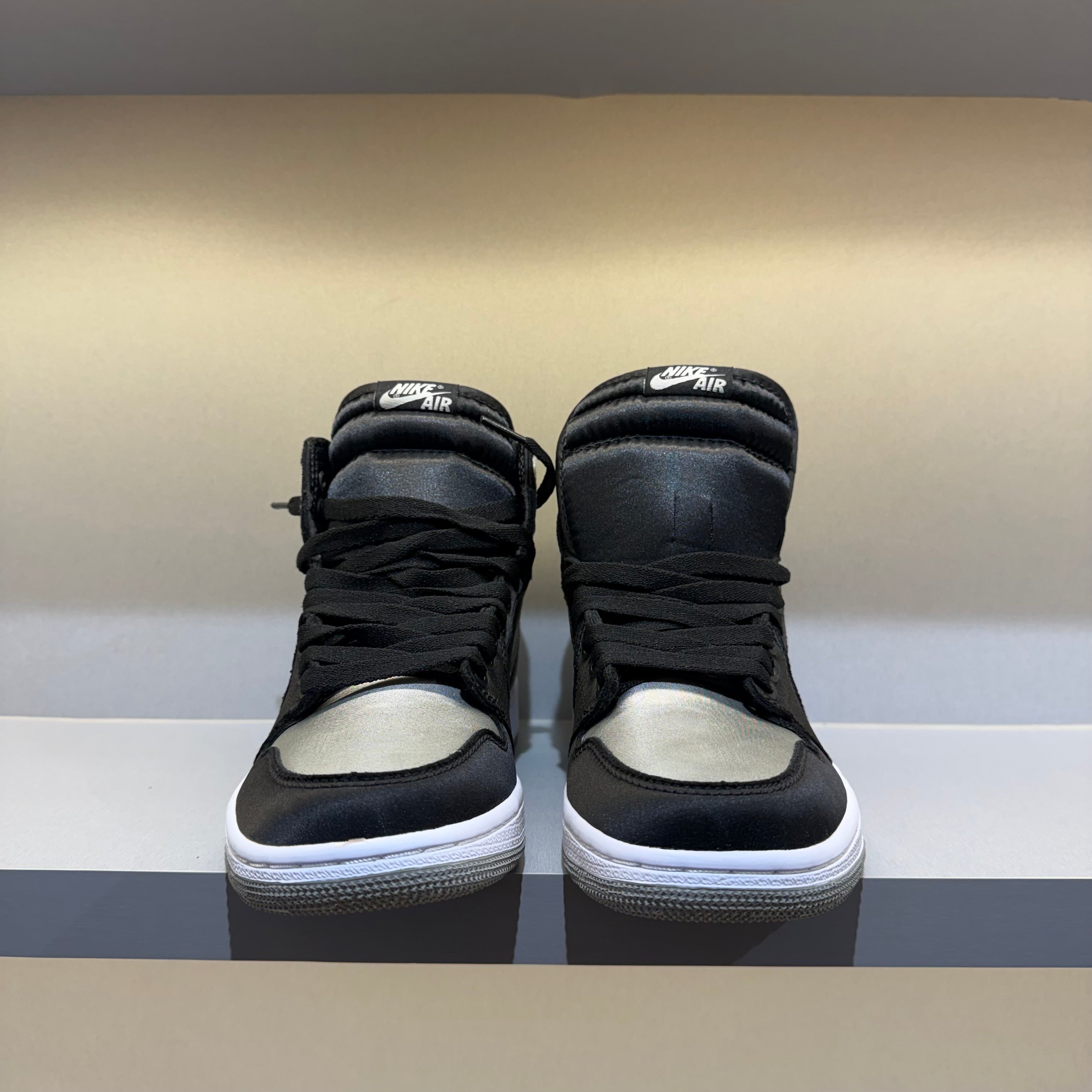 Air Jordan 1 High OG Satin Shadow (Pronta Entrega)