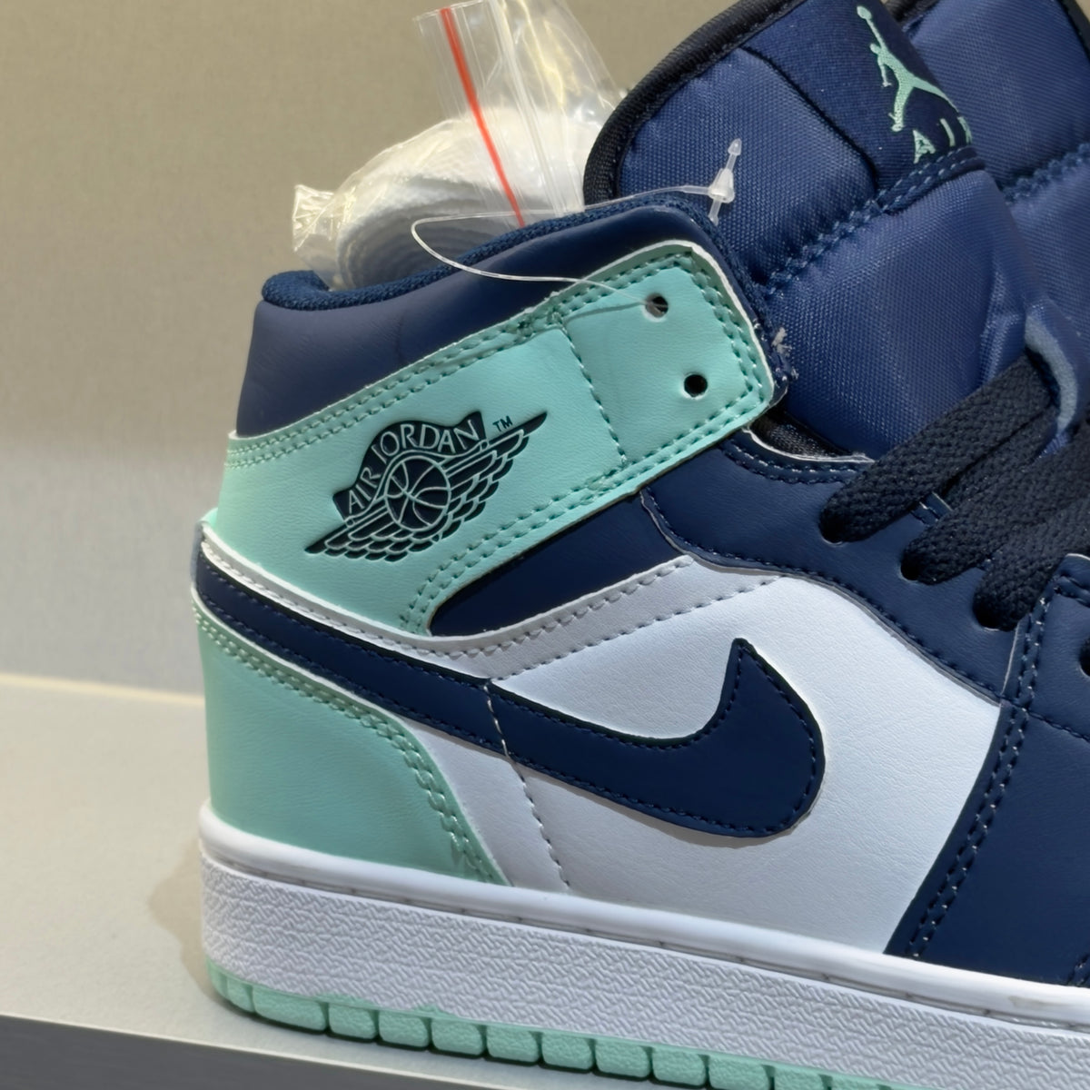 Jordan 1 Mid Blue Tint (Pronta Entrega)