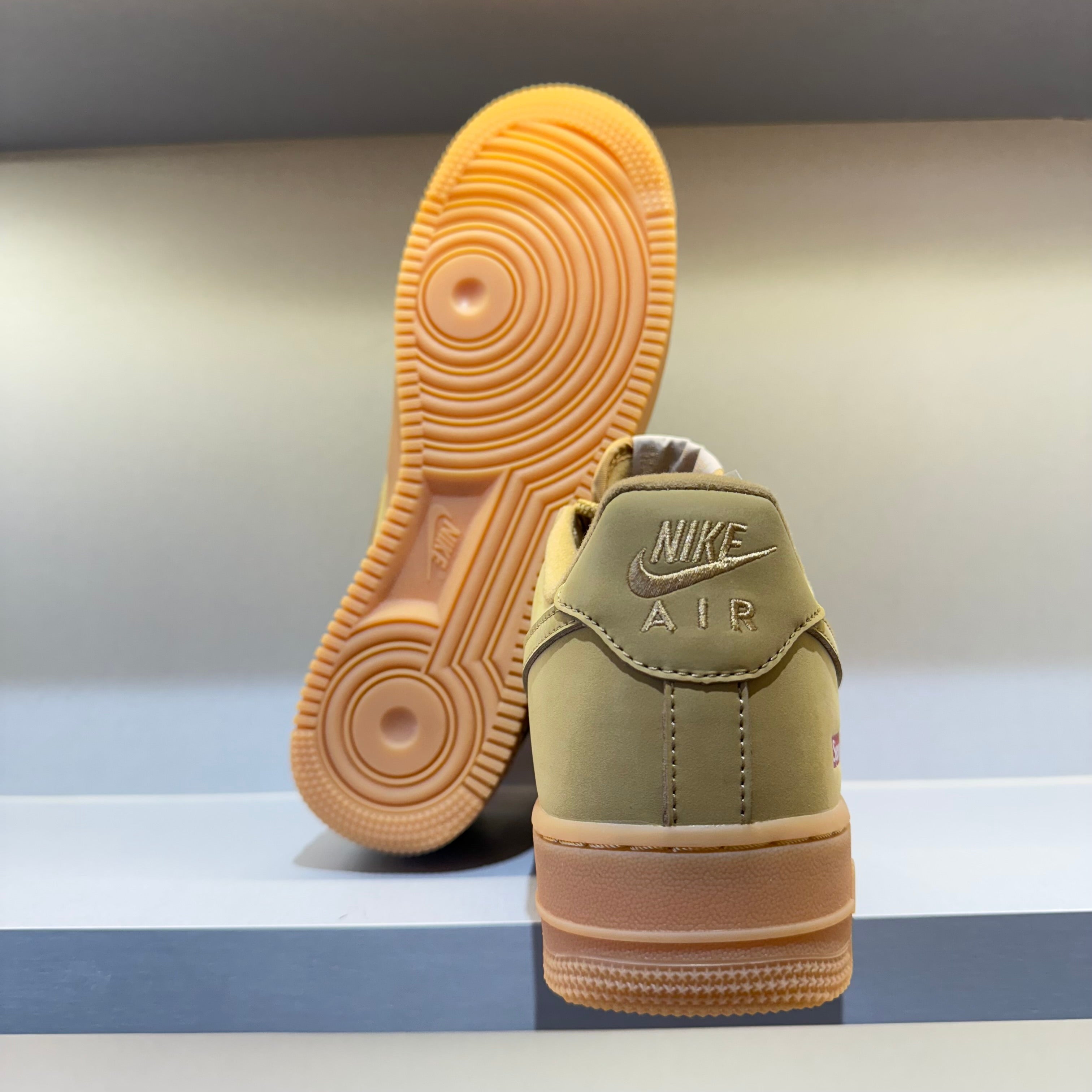 Nike Air Force 1 Low SP Supreme Wheat (Pronta Entrega)