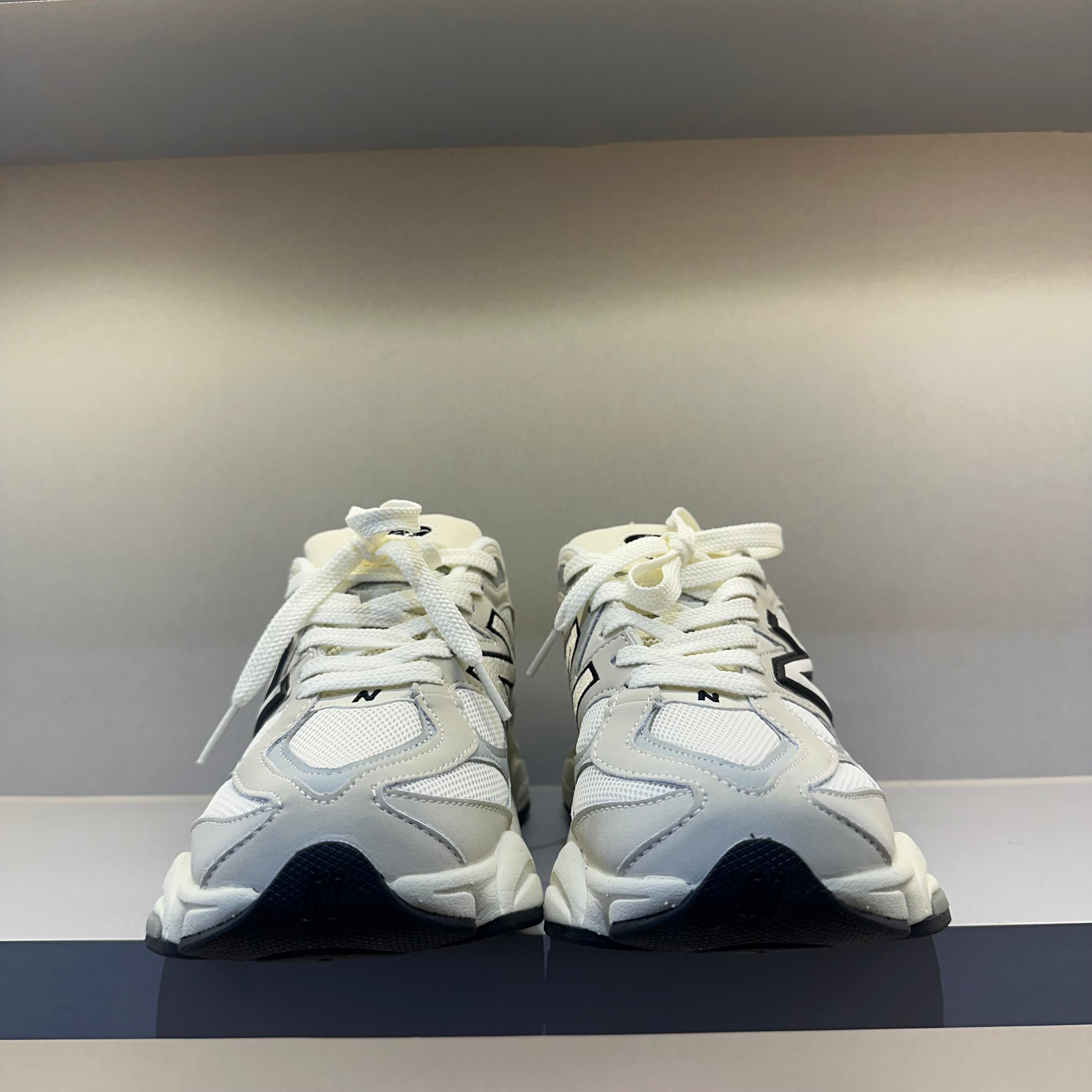 New Balance 9060 Sea Salt Raincloud (Pronta Entrega)