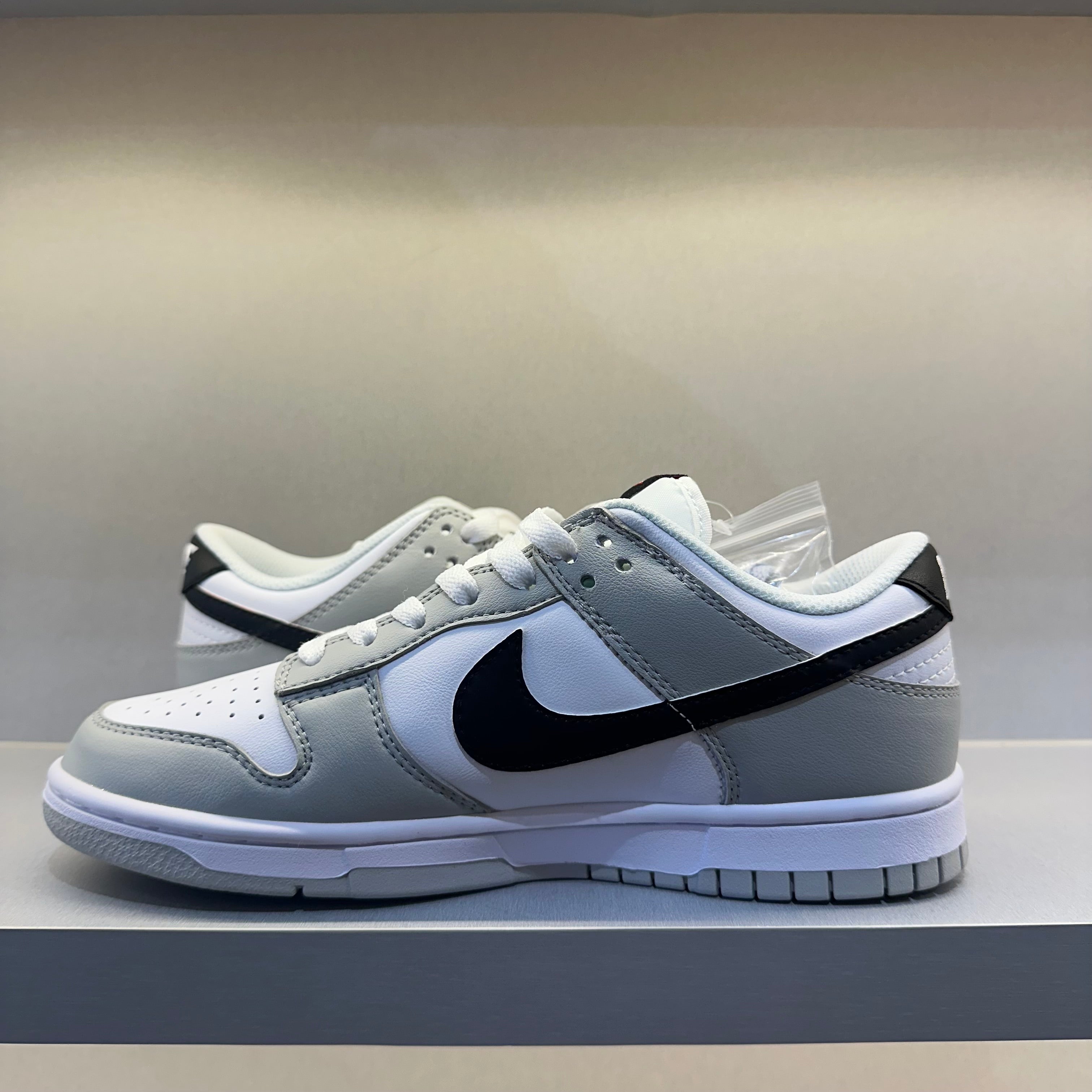 Nike Dunk Low SE Jackpot (Pronta Entrega)