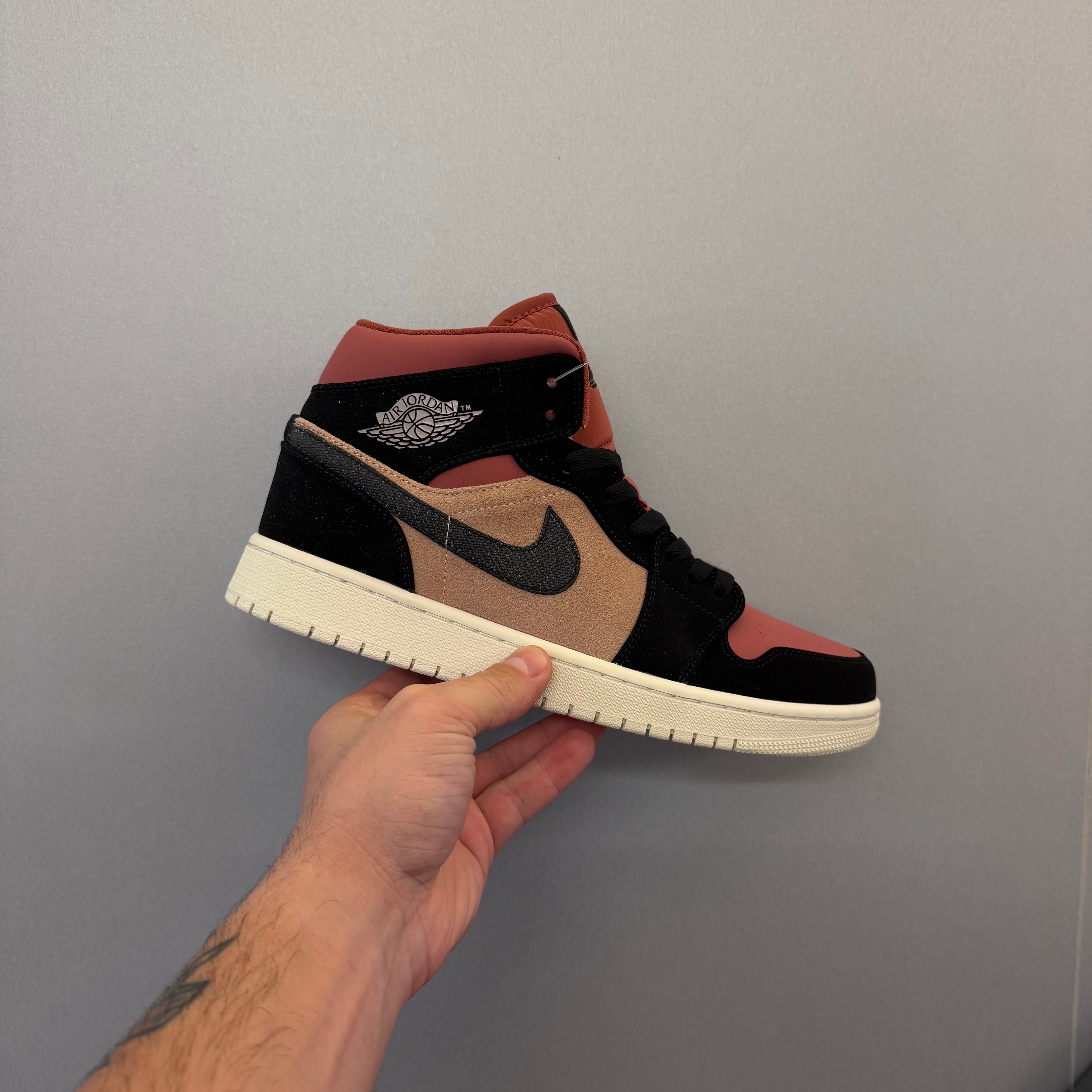 Jordan 1 Mid Canyon Rust (Pronta Entrega)