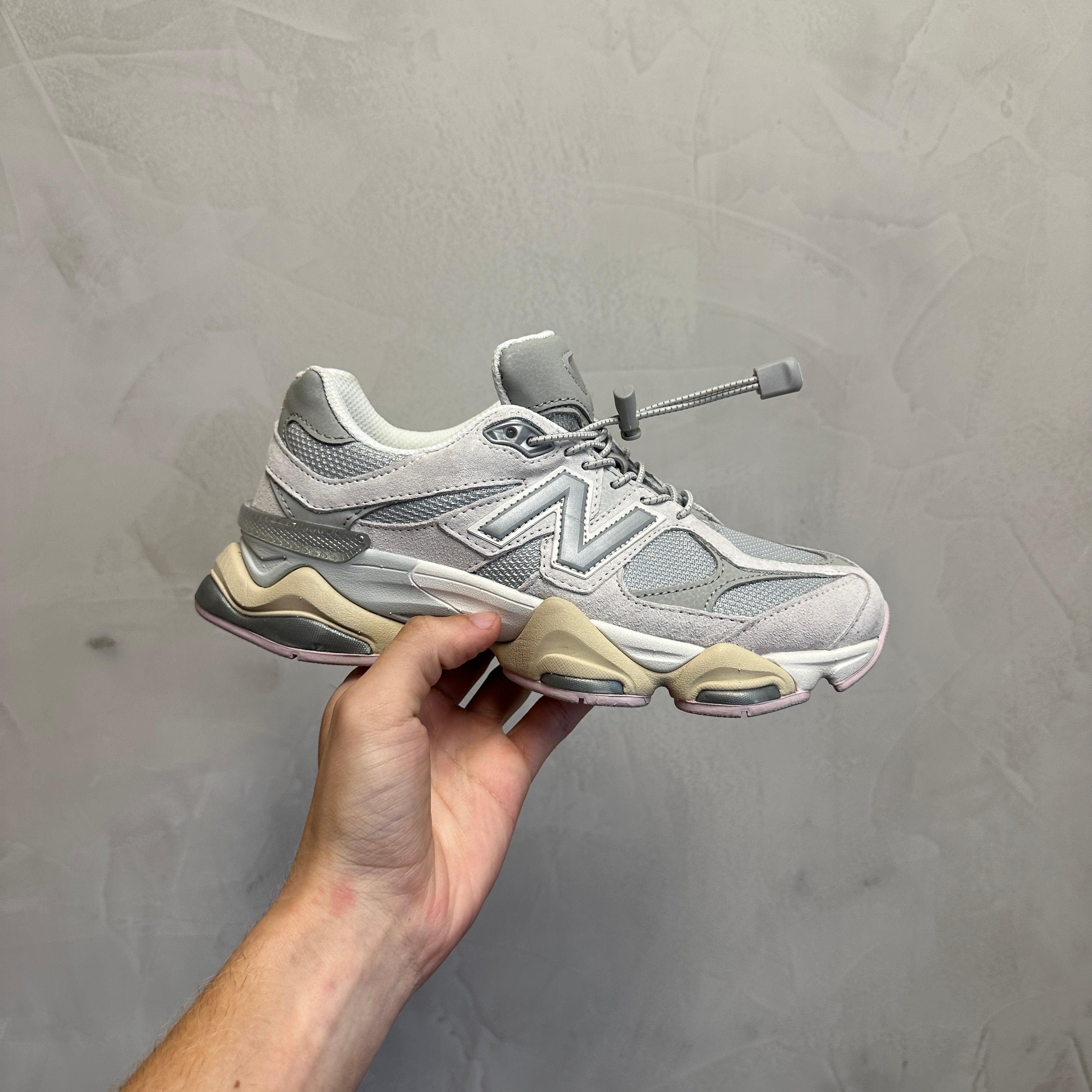 New Balance 9060 Grey Lilac (Pronta Entrega)