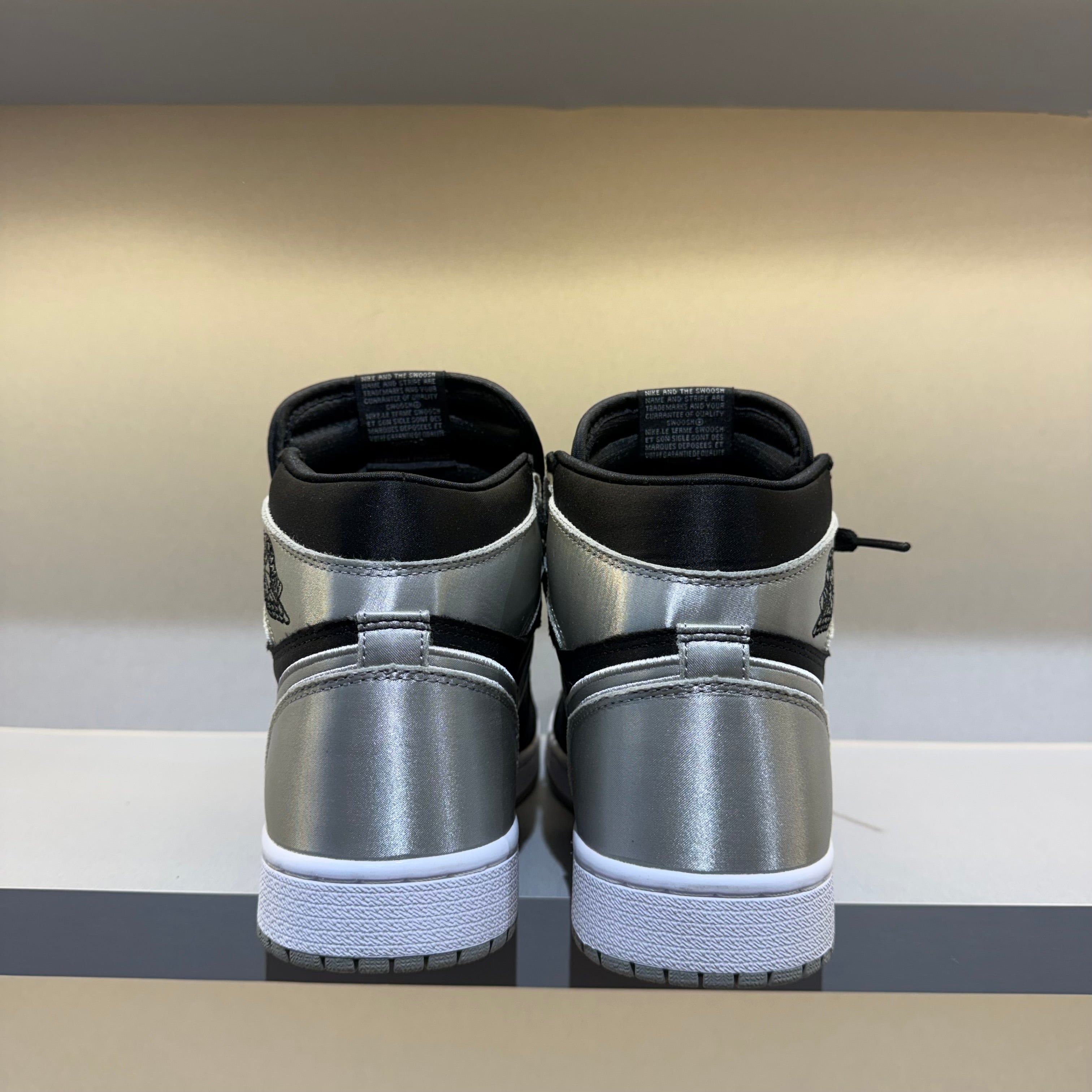 Air Jordan 1 High OG Satin Shadow (Pronta Entrega)