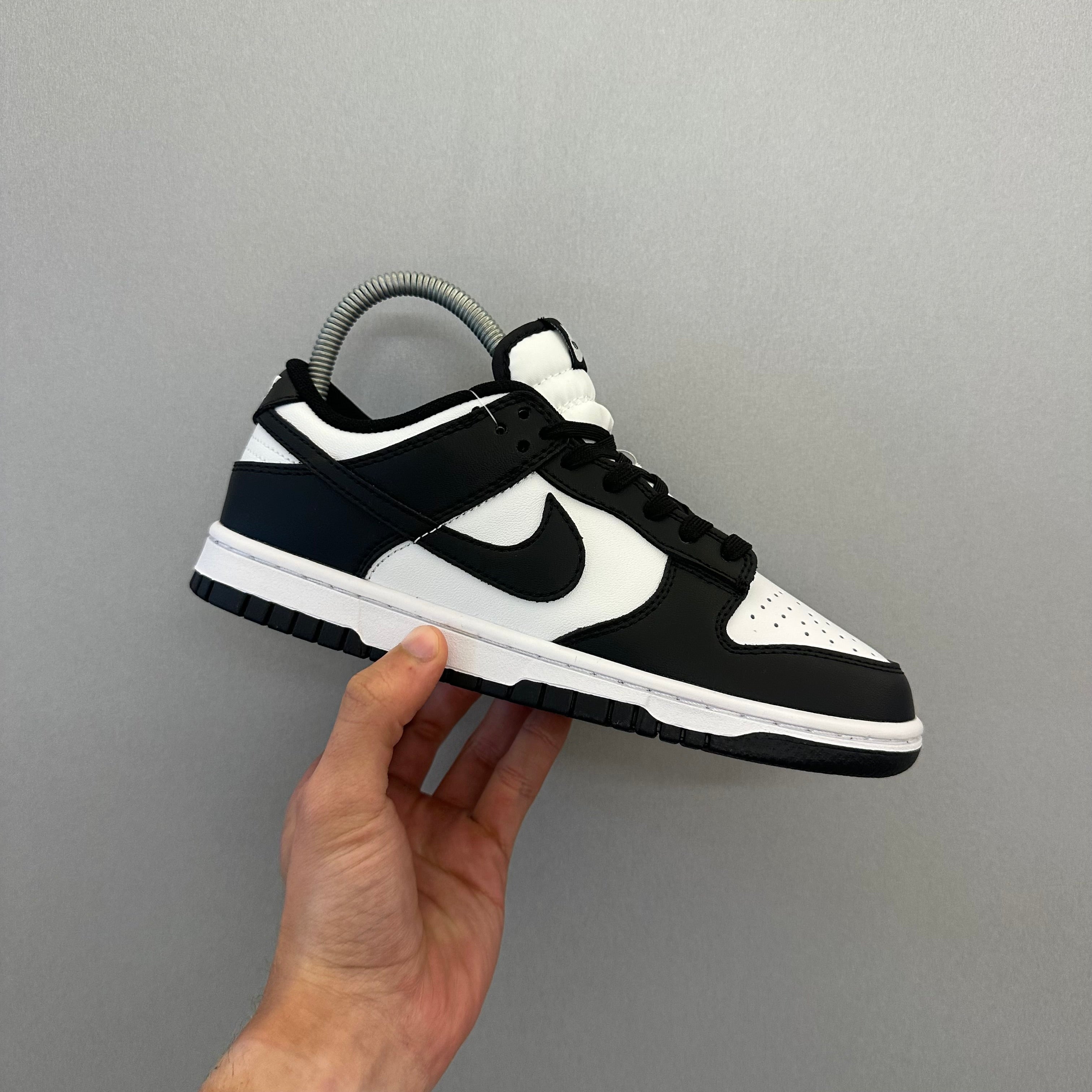 Nike Dunk Low Retro Black White Panda (Pronta Entrega)