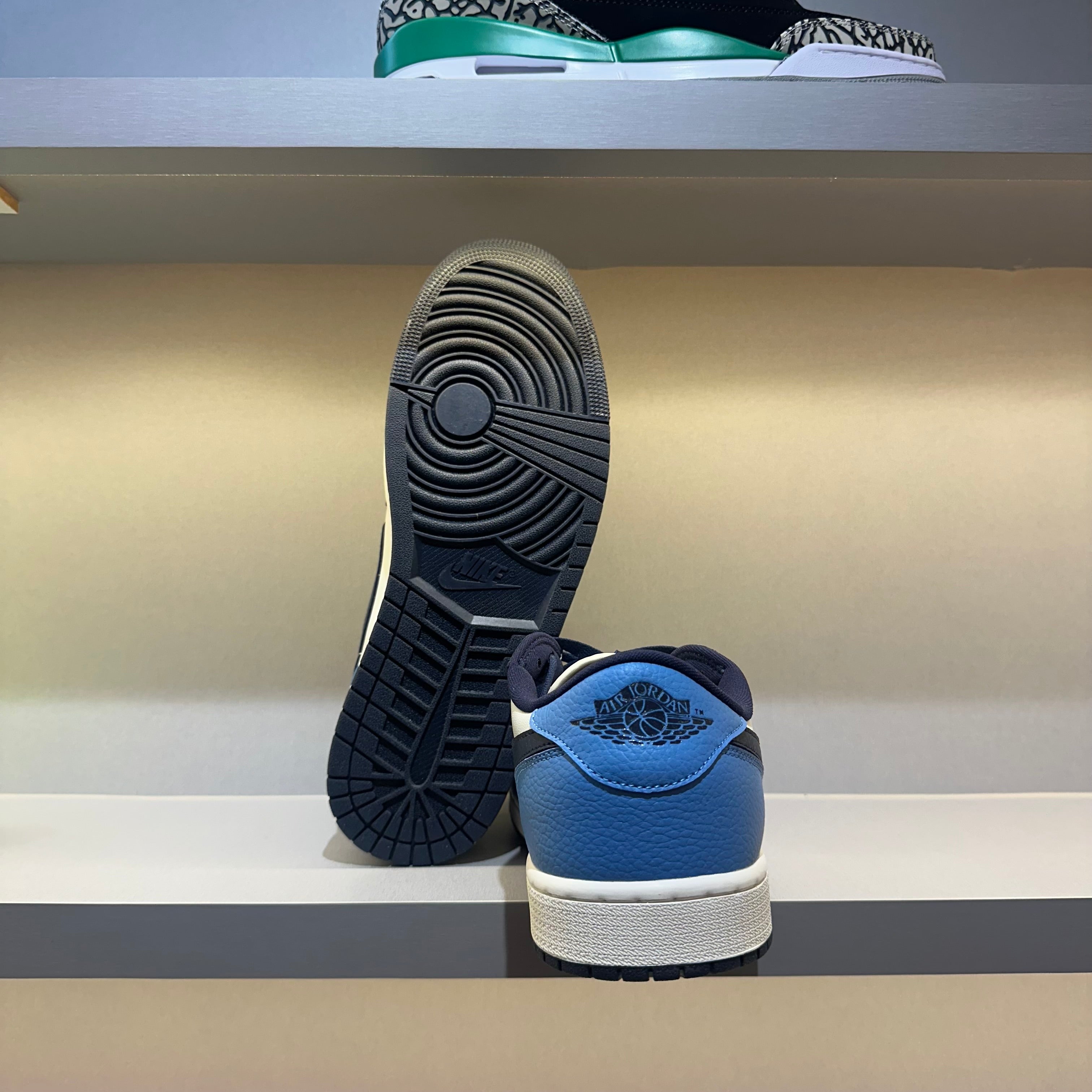 Air Jordan 1 Low OG Obsidian (Pronta Entrega)