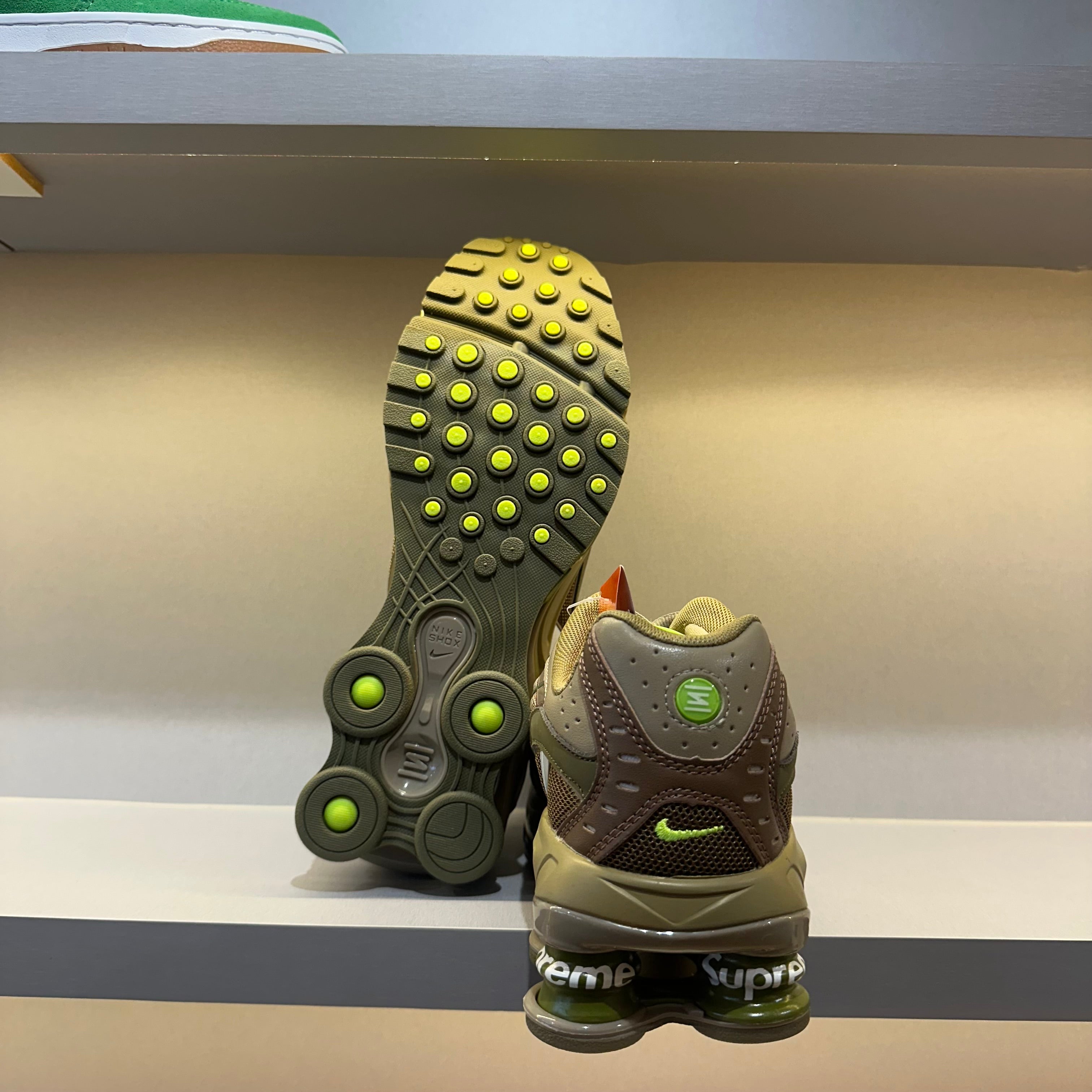 Supreme x Nike Shox Ride 2 Neutral Olive (Pronta Entrega)