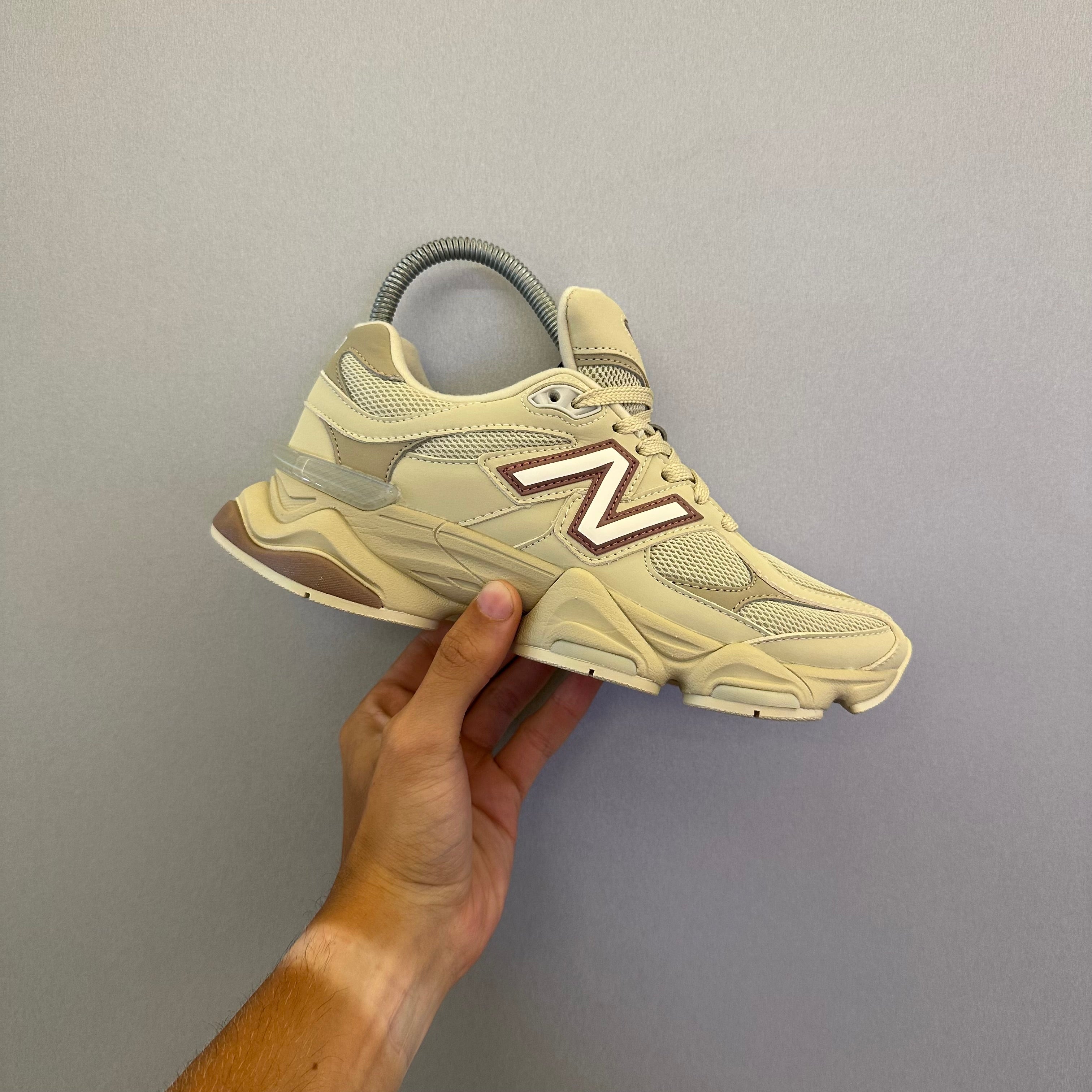 New Balance 9060 Bone Sparrow (Pronta Entrega)