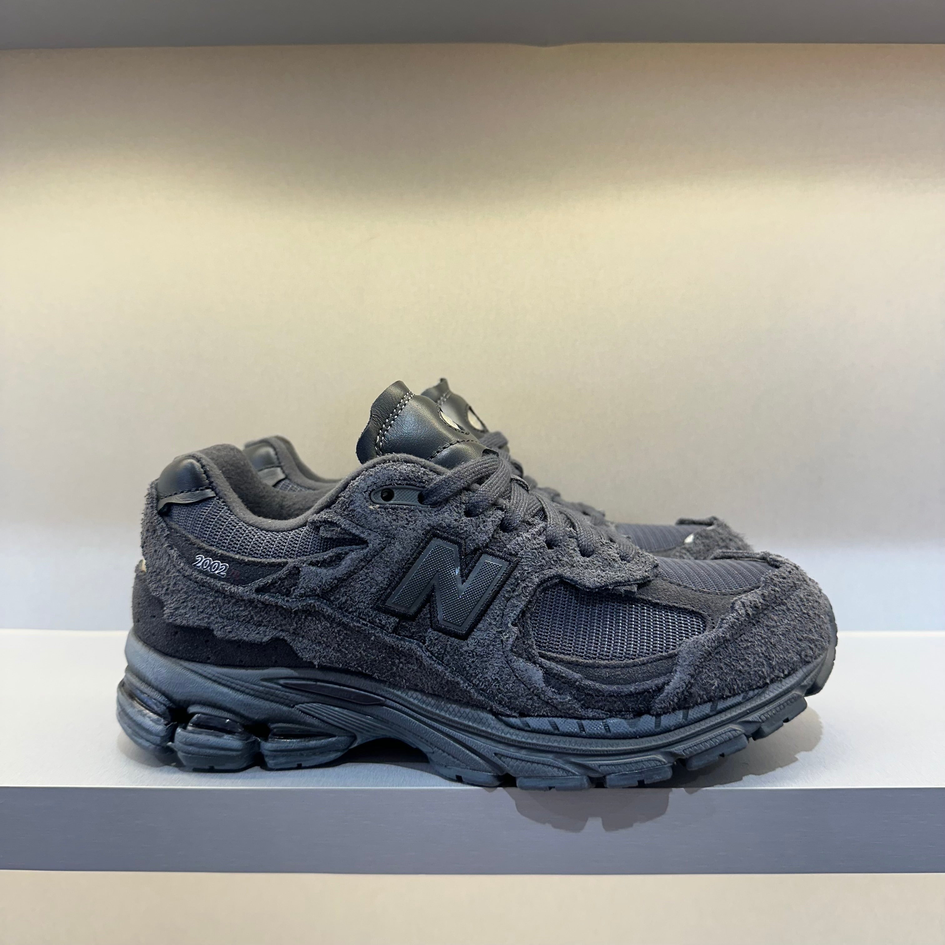 New Balance 2002R Protection Pack Phantom (Pronta Entrega)