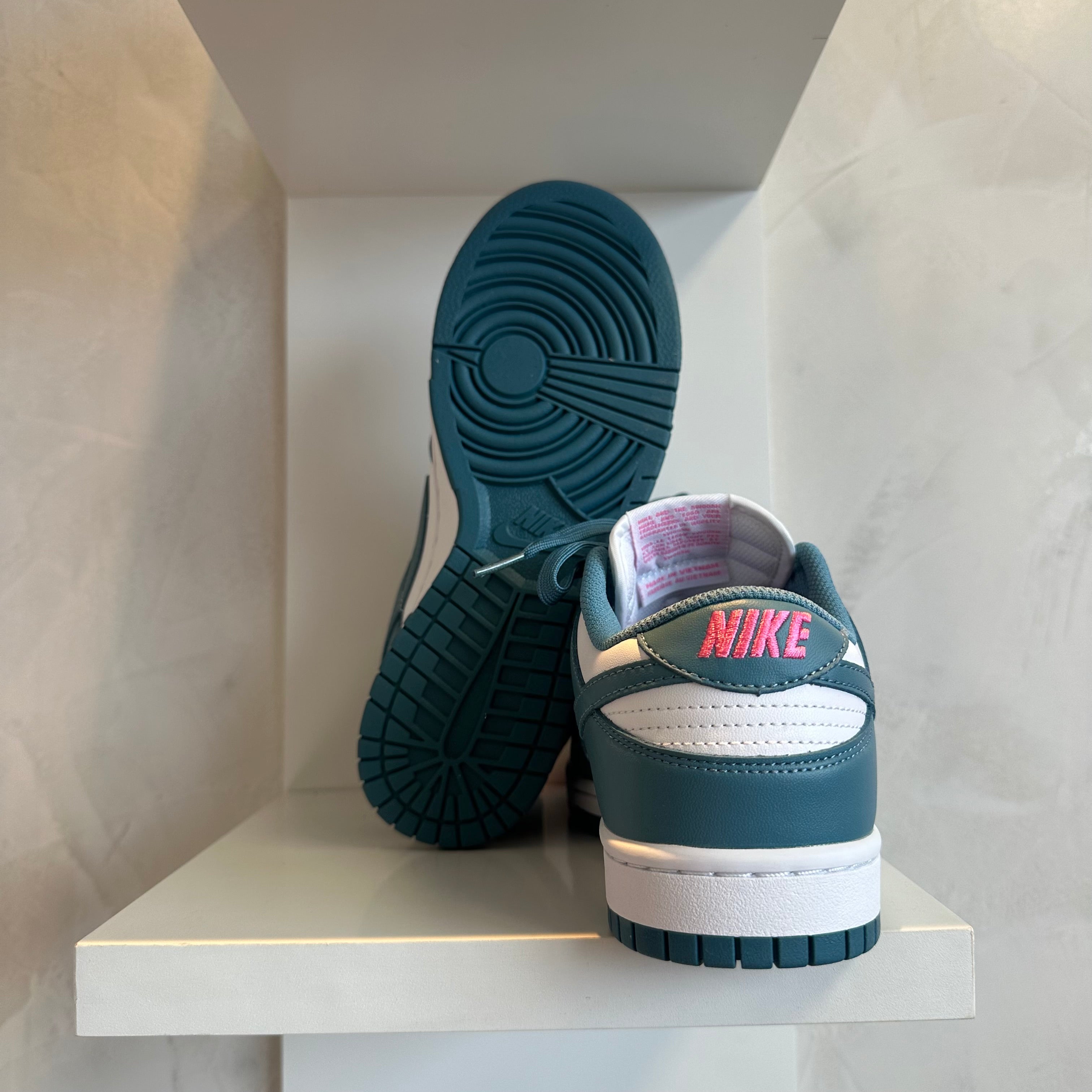 Nike Dunk Low South Beach (Pronta Entrega)