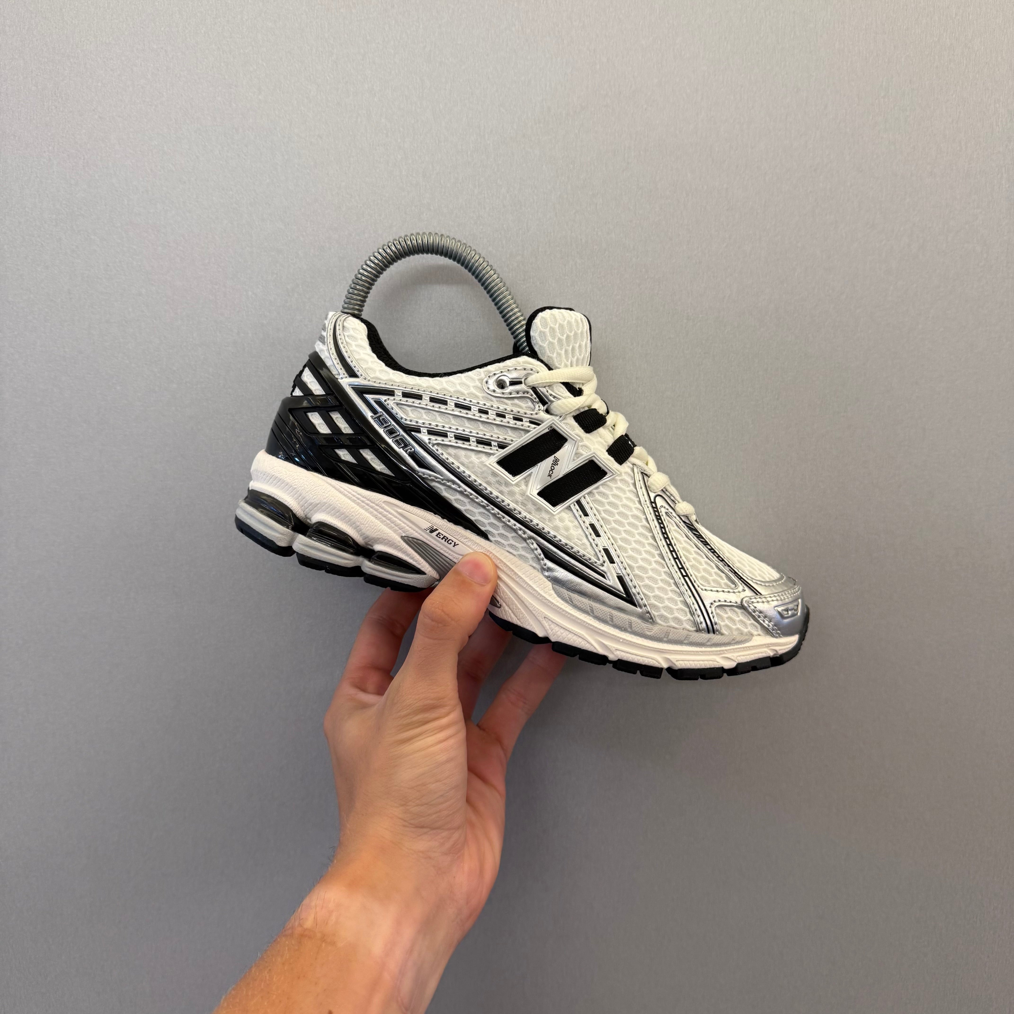 New Balance 1906R Silver Black (Pronta Entrega)