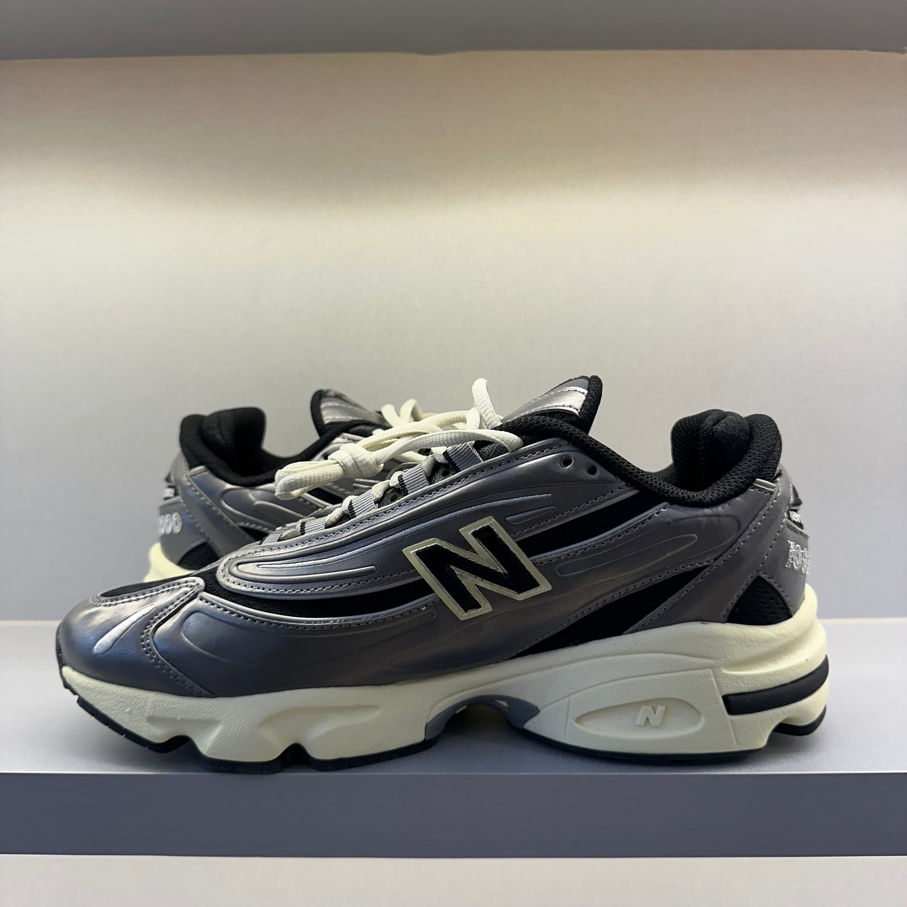 New Balance 1000 Silver Metallic (Pronta Entrega)