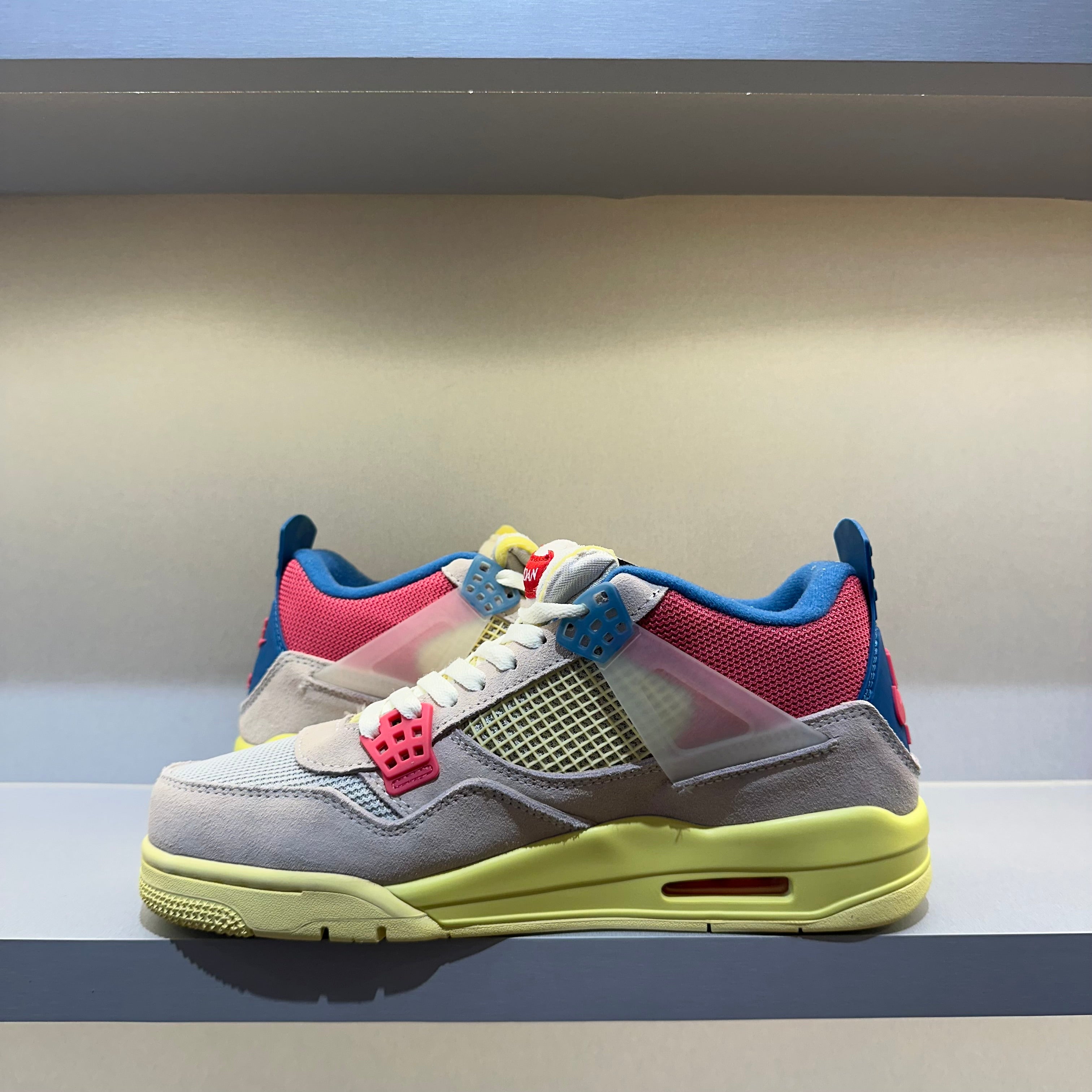 Jordan 4 Retro Union Guava Ice (Pronta Entrega)