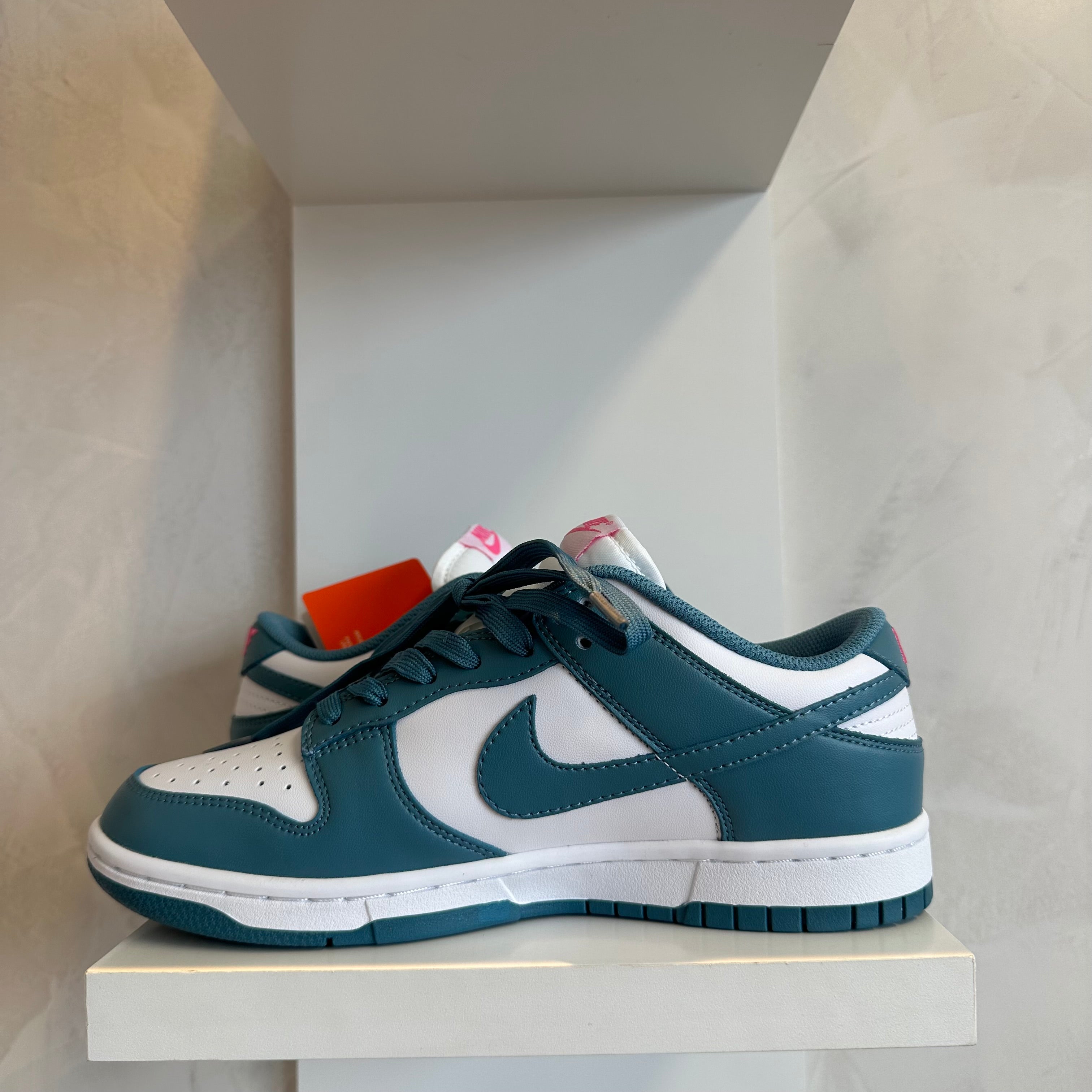 Nike Dunk Low South Beach (Pronta Entrega)
