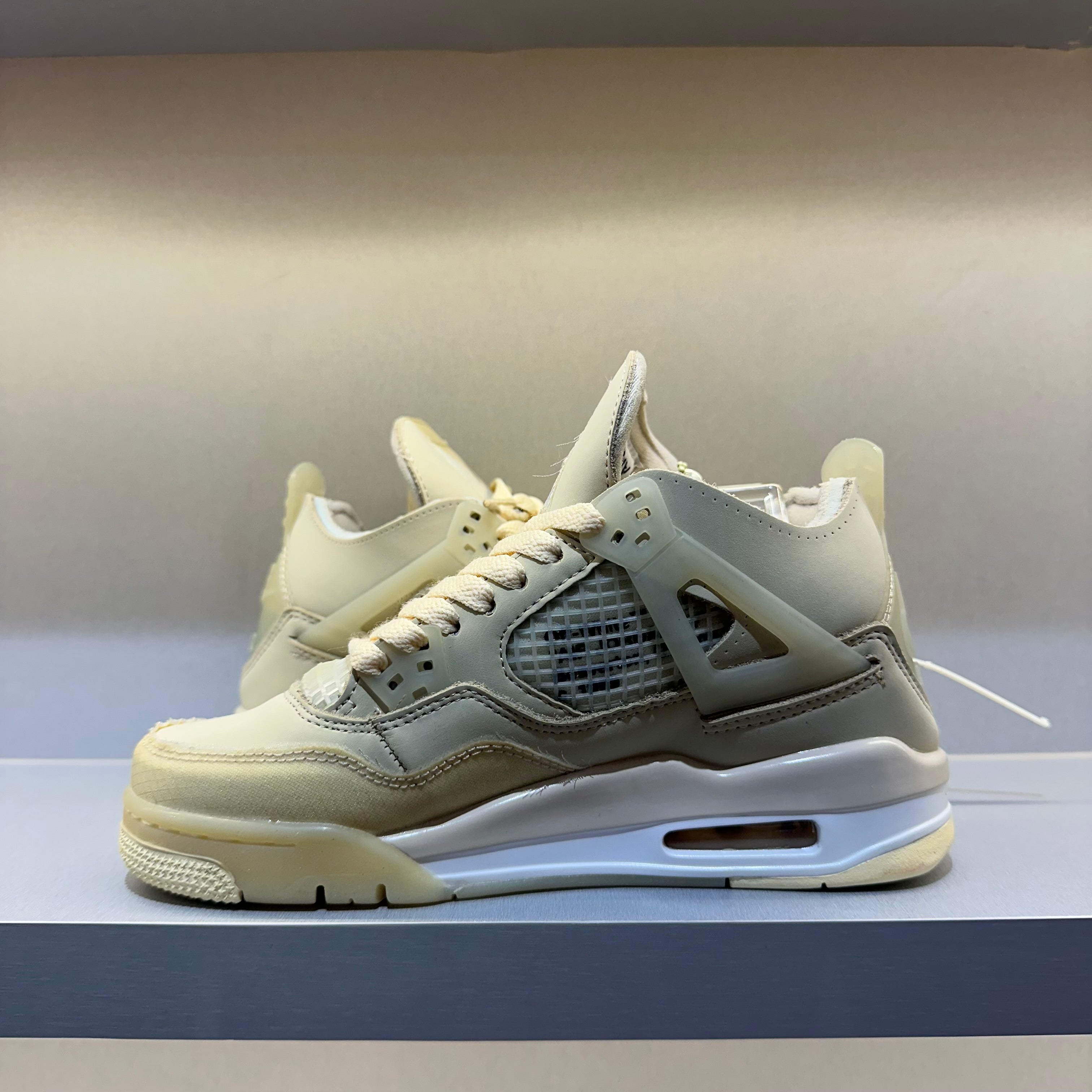 Jordan 4 Retro Off-White Sail (Pronta Entrega)
