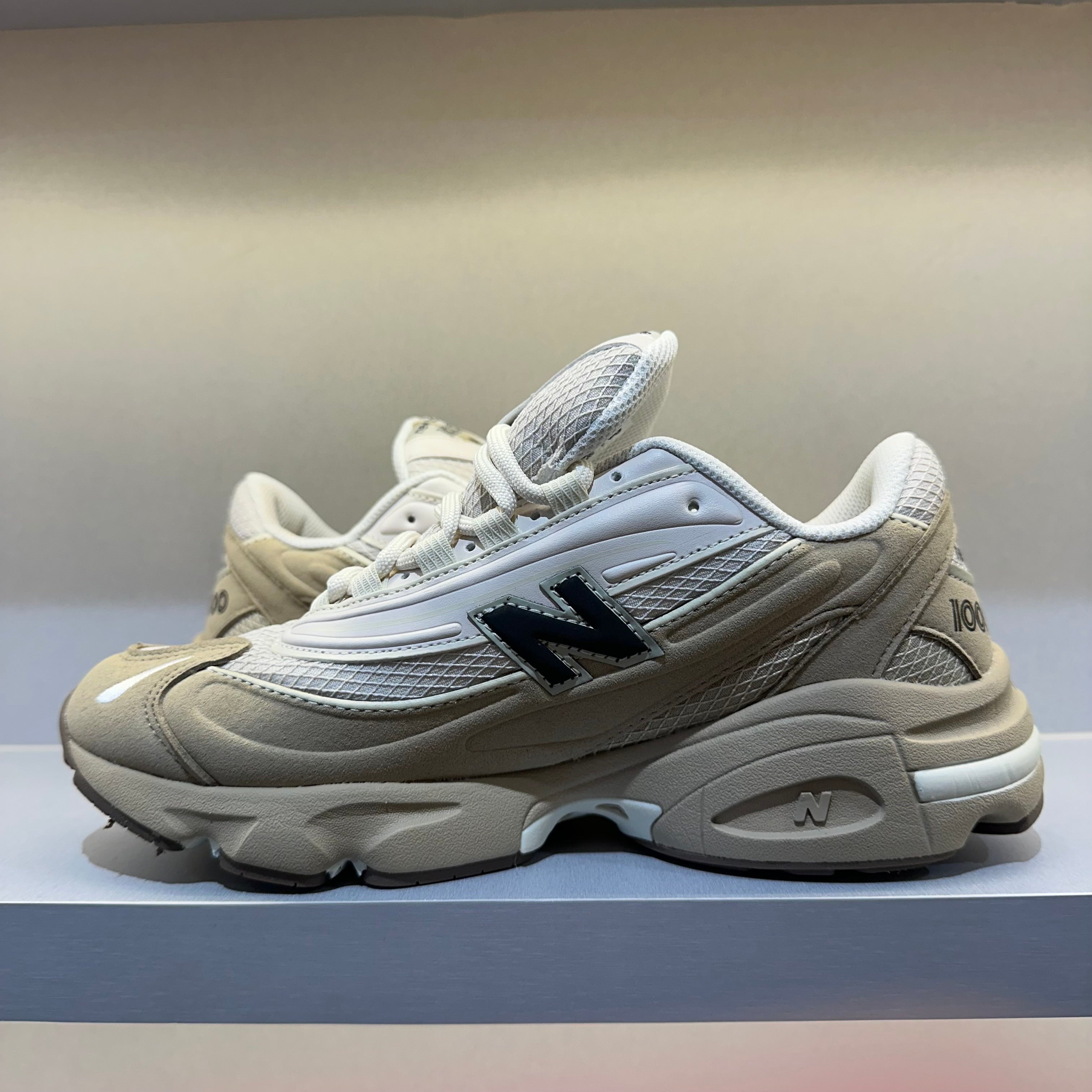 New Balance 1000 Suede Pack Light Tan (Pronta Entrega)