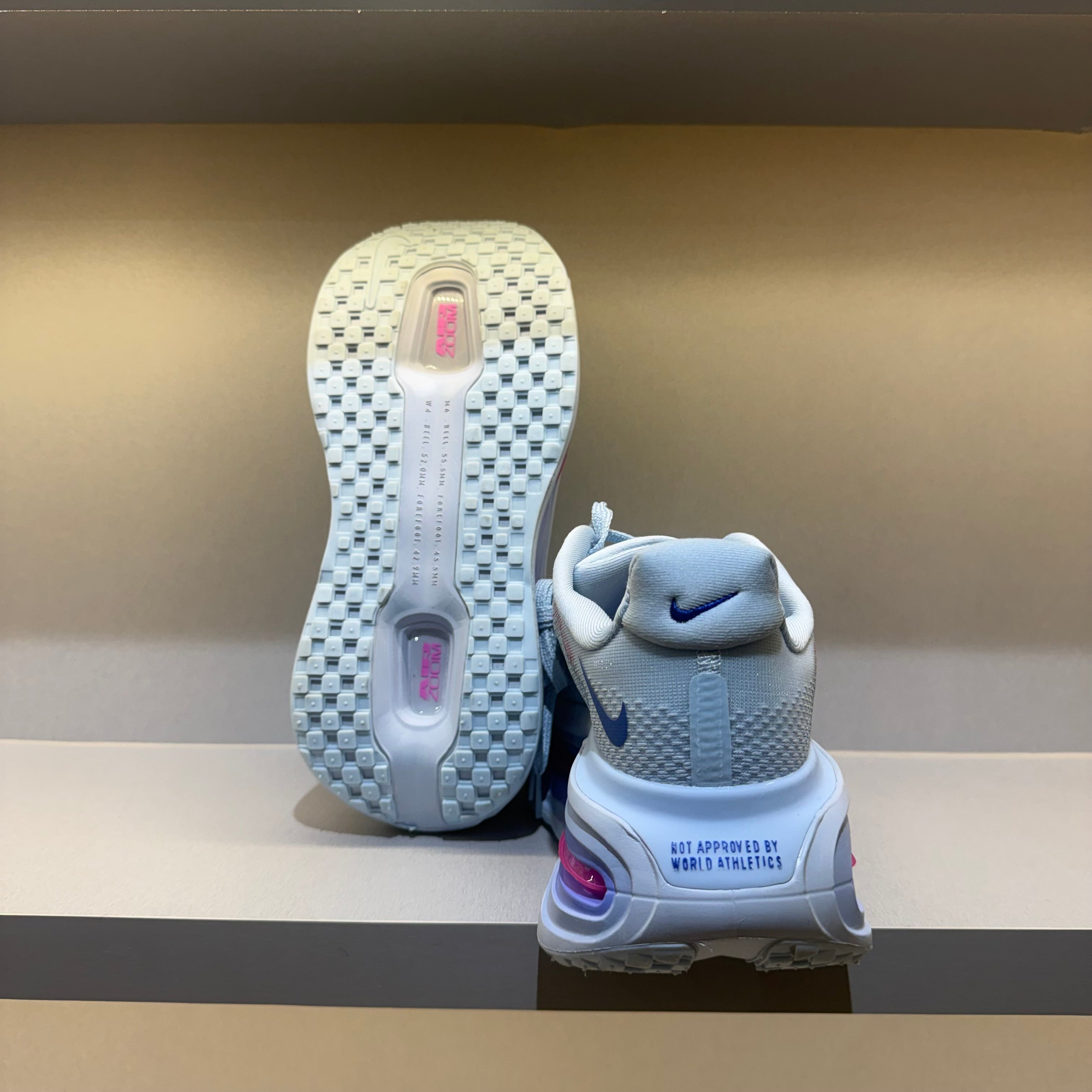 Nike Vomero Premium Blue Tint (Pronta Entrega)