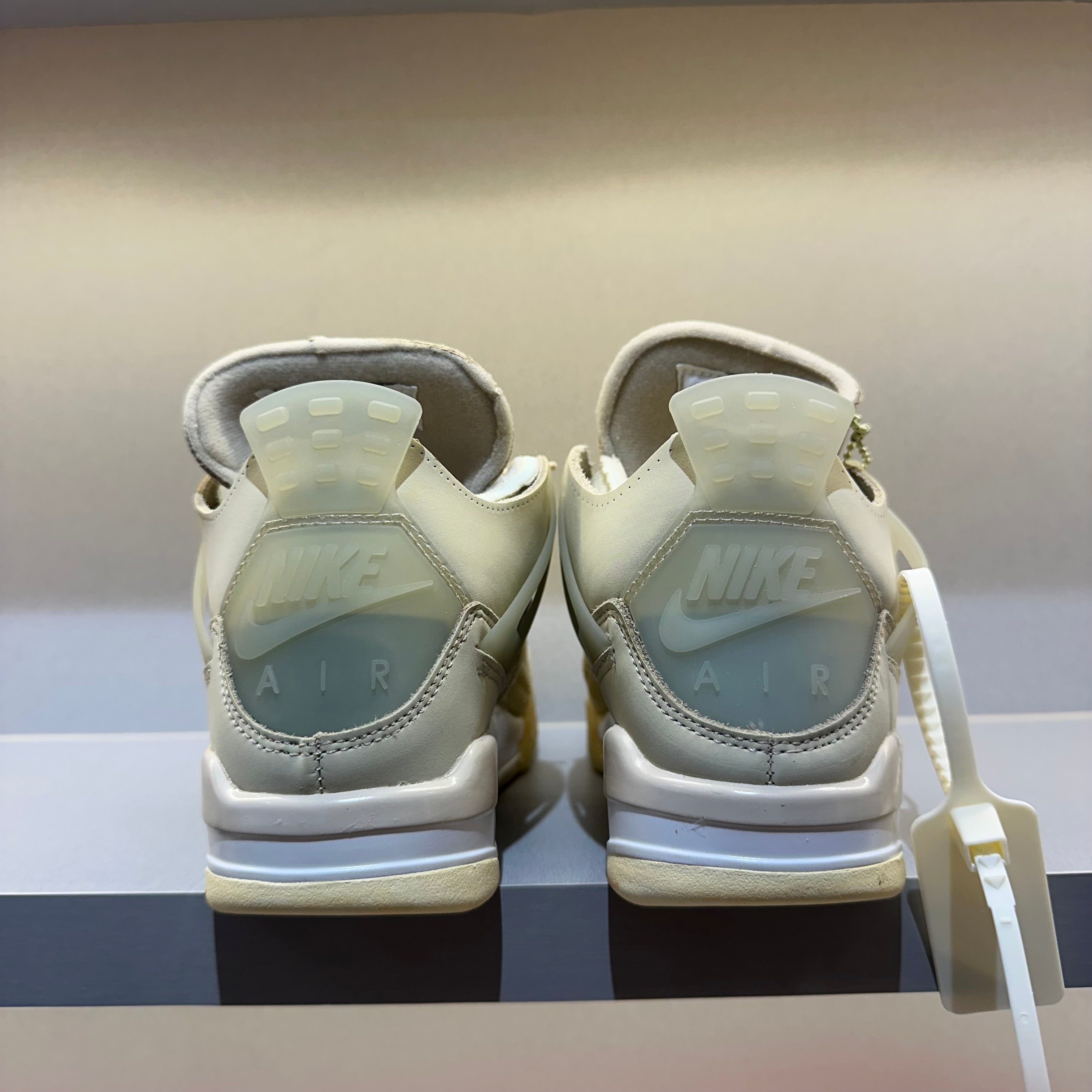 Jordan 4 Retro Off-White Sail (Pronta Entrega)