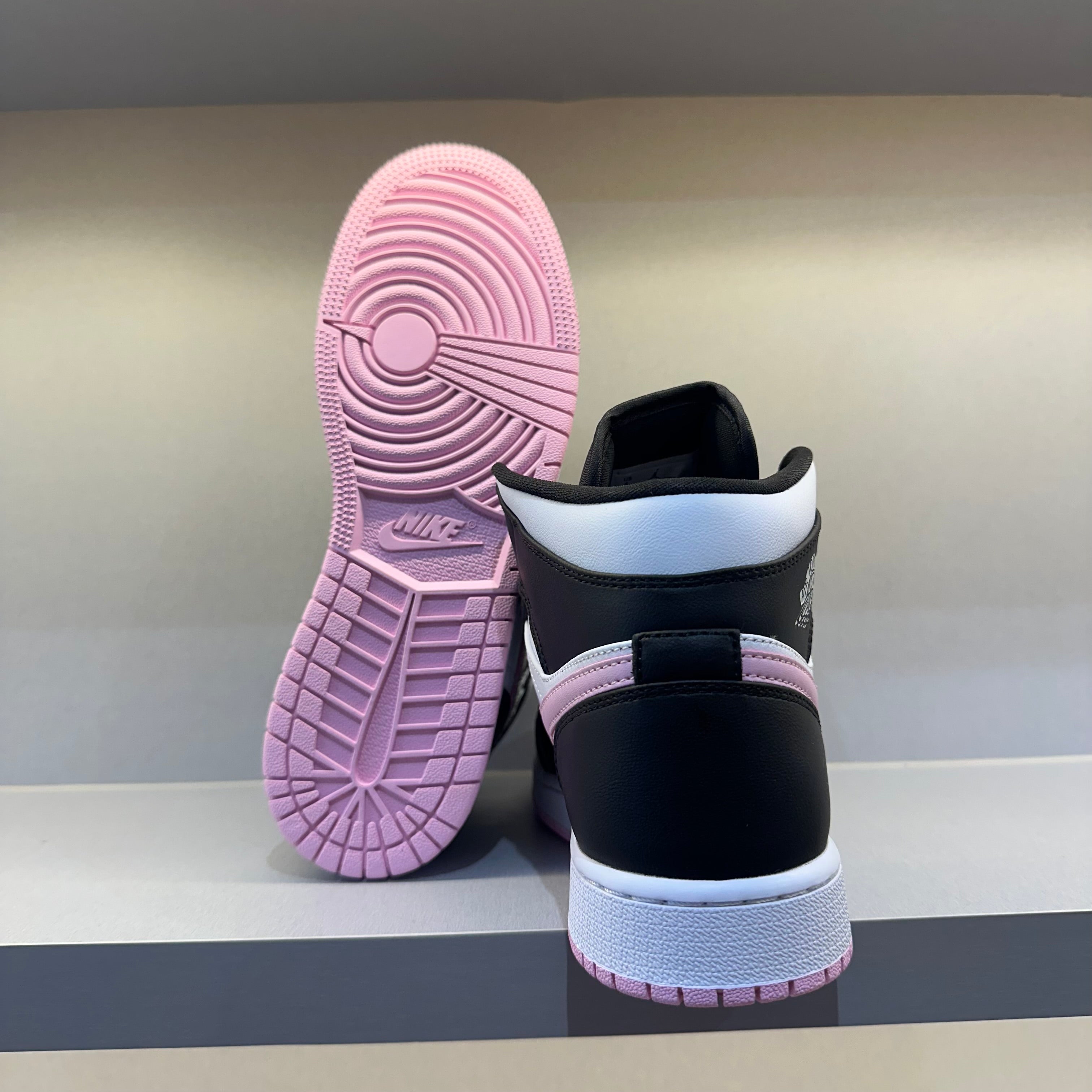 Air Jordan 1 Mid Arctic Pink (Pronta Entrega)