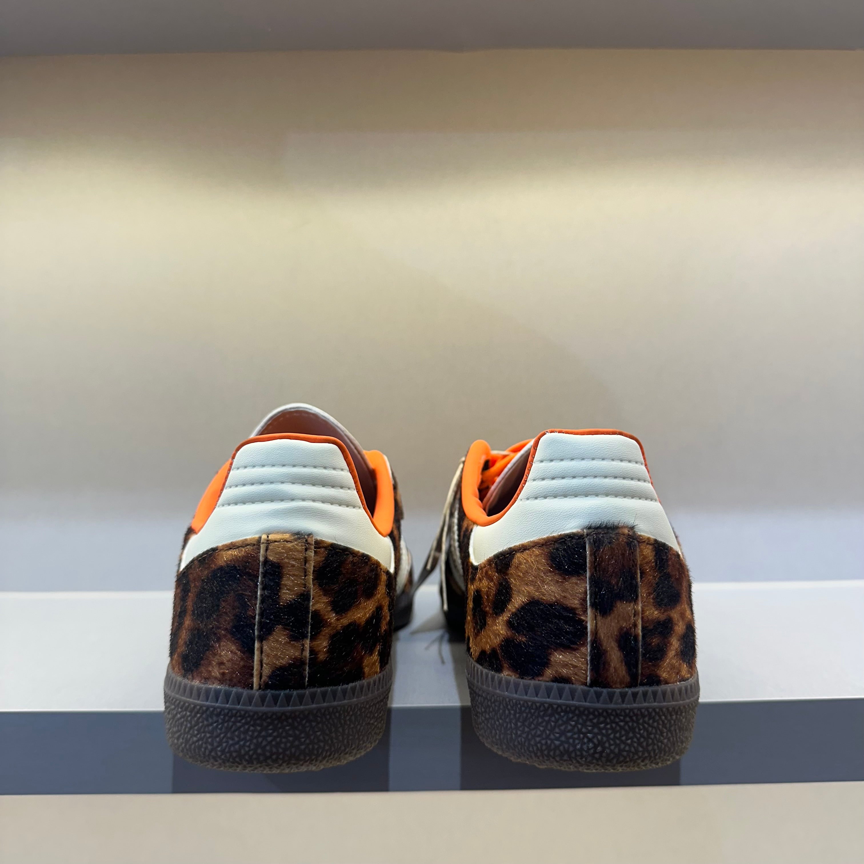 Adidas Samba OG Preloved Red Leopard (Pronta Entrega)