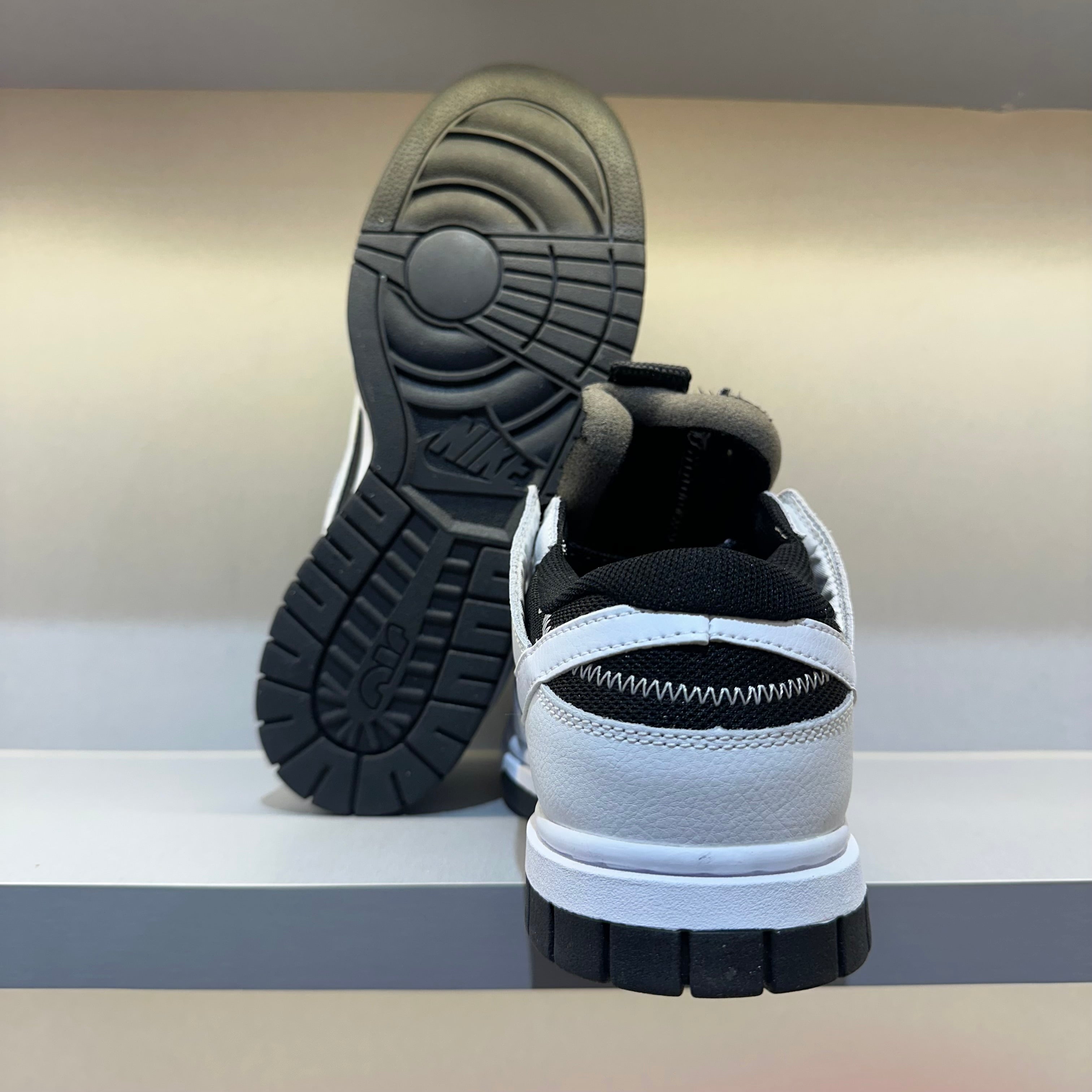 Nike Dunk Low Jumbo Reverse Panda (Pronta Entrega)
