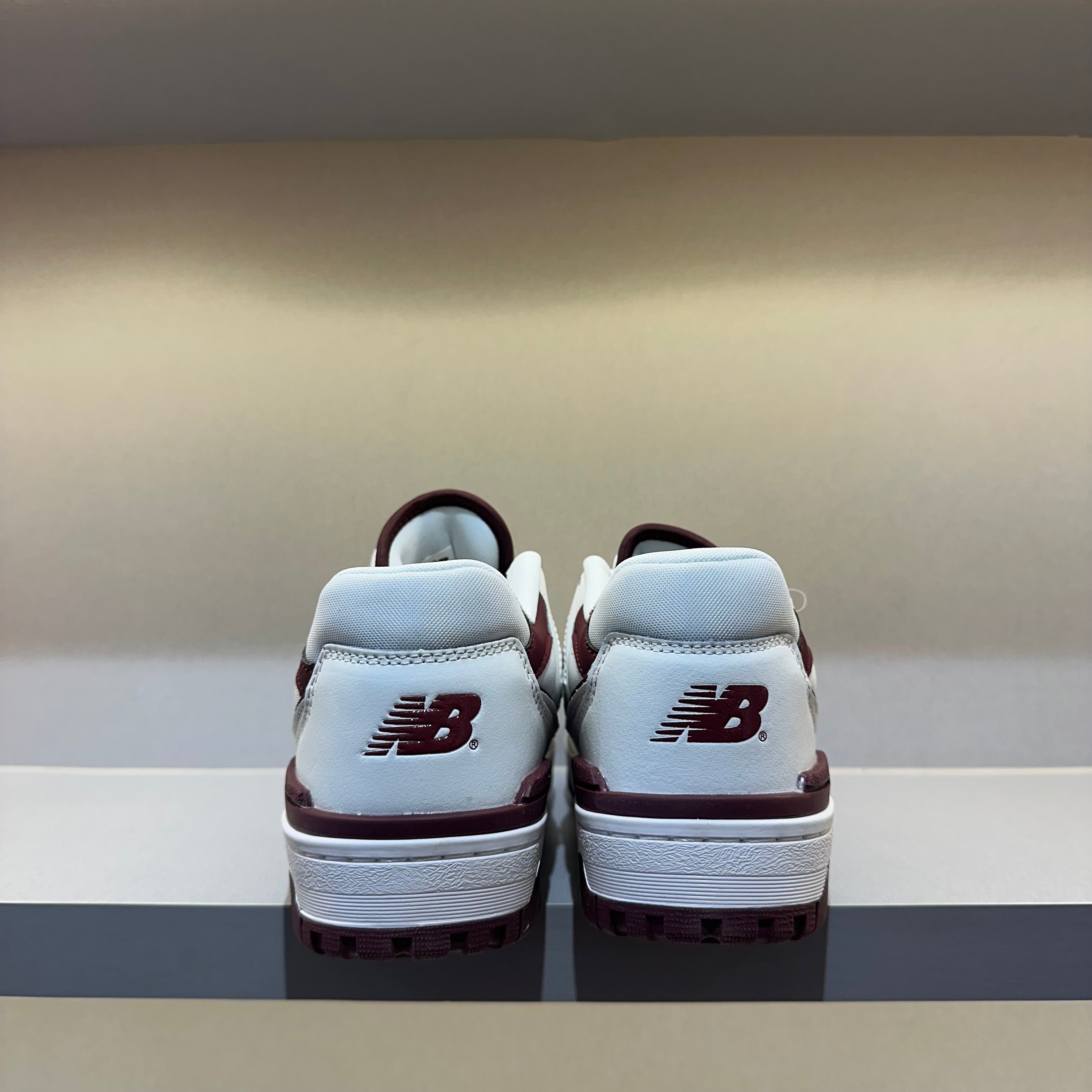 New Balance 550 Sea Salt Burgundy (Pronta Entrega)
