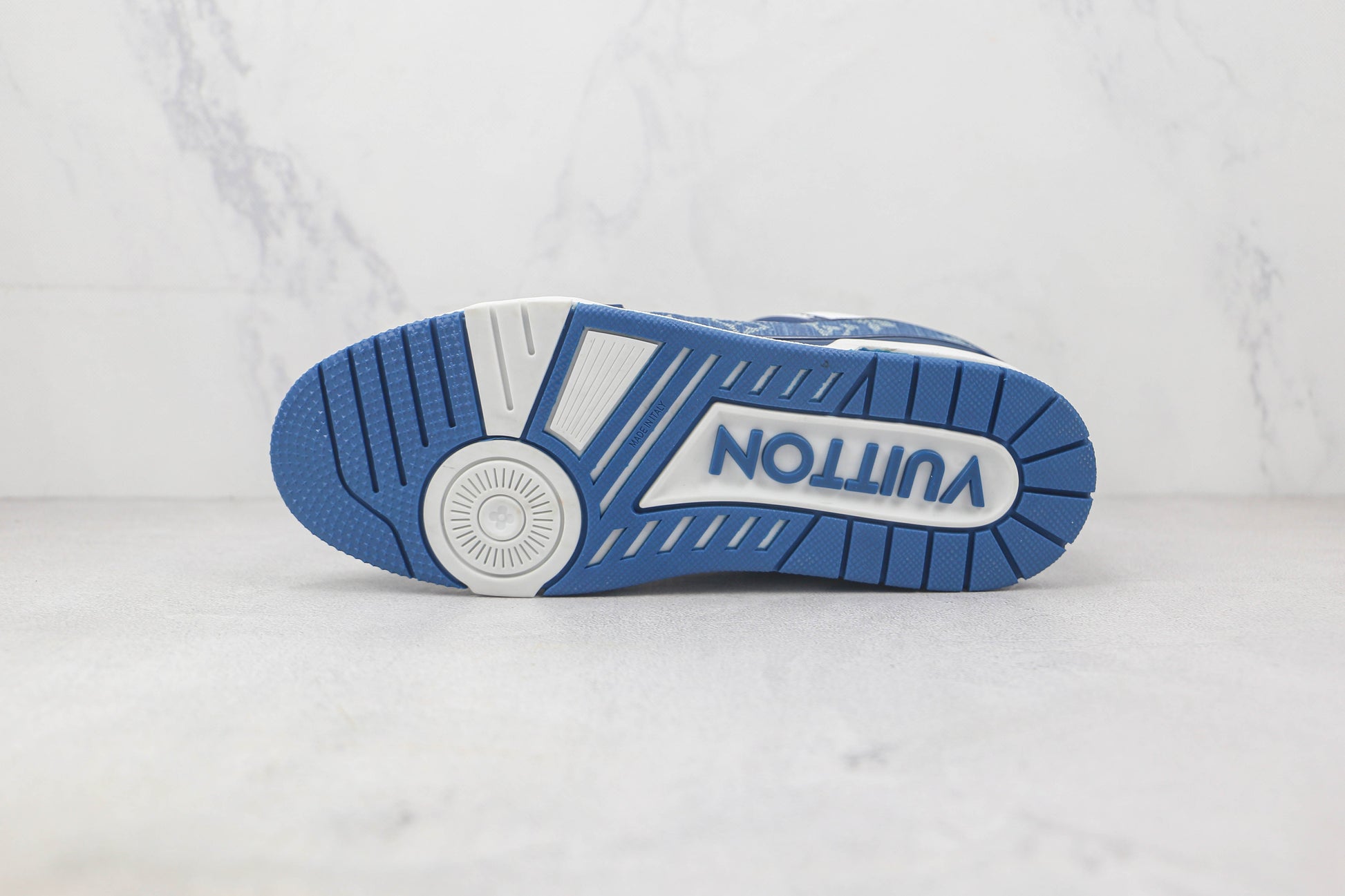 Louis Vuitton LV Trainer Monogram Denim White Blue – Xo Gang Brazil