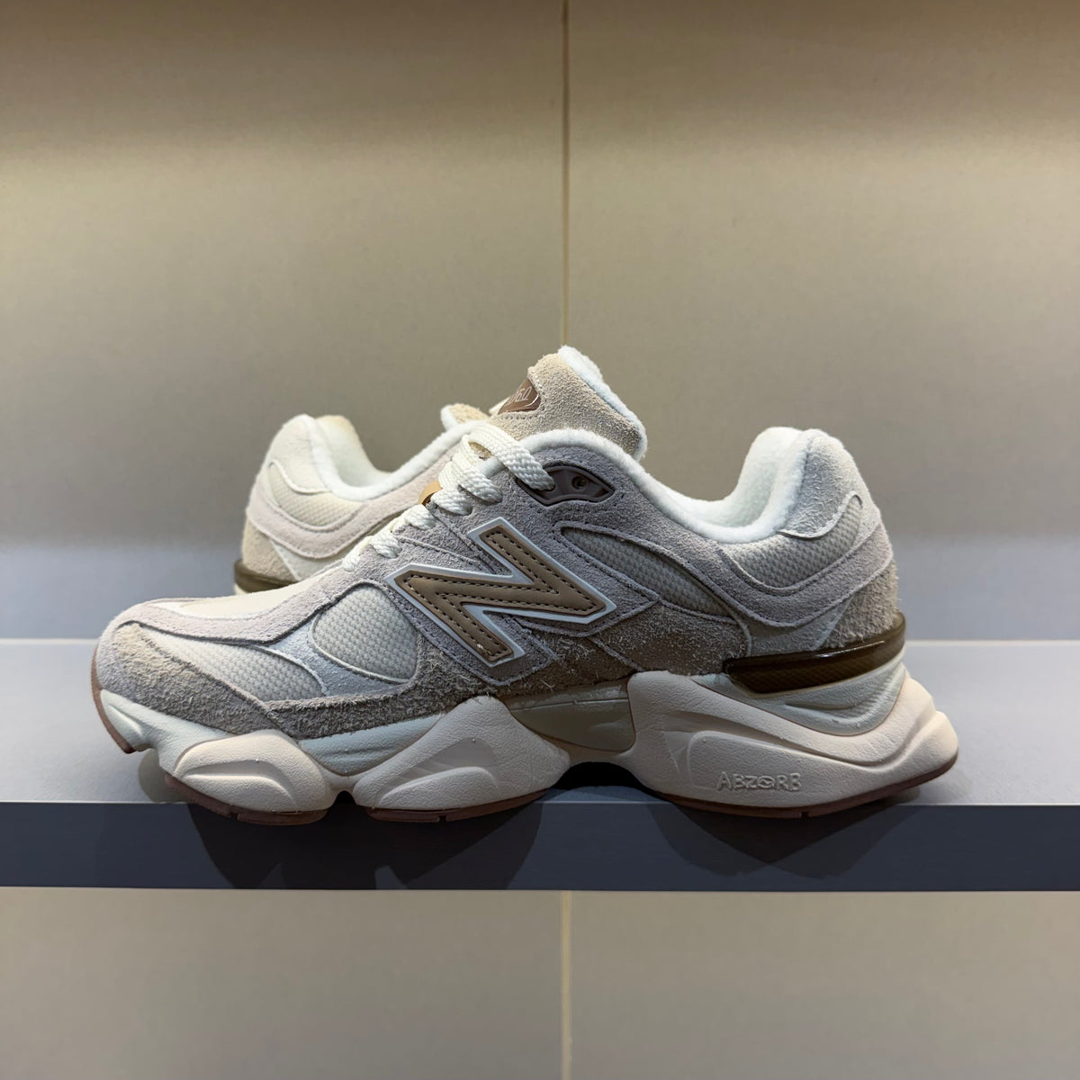 New Balance 9060 Bisque Sea Salt (Pronta Entrega)