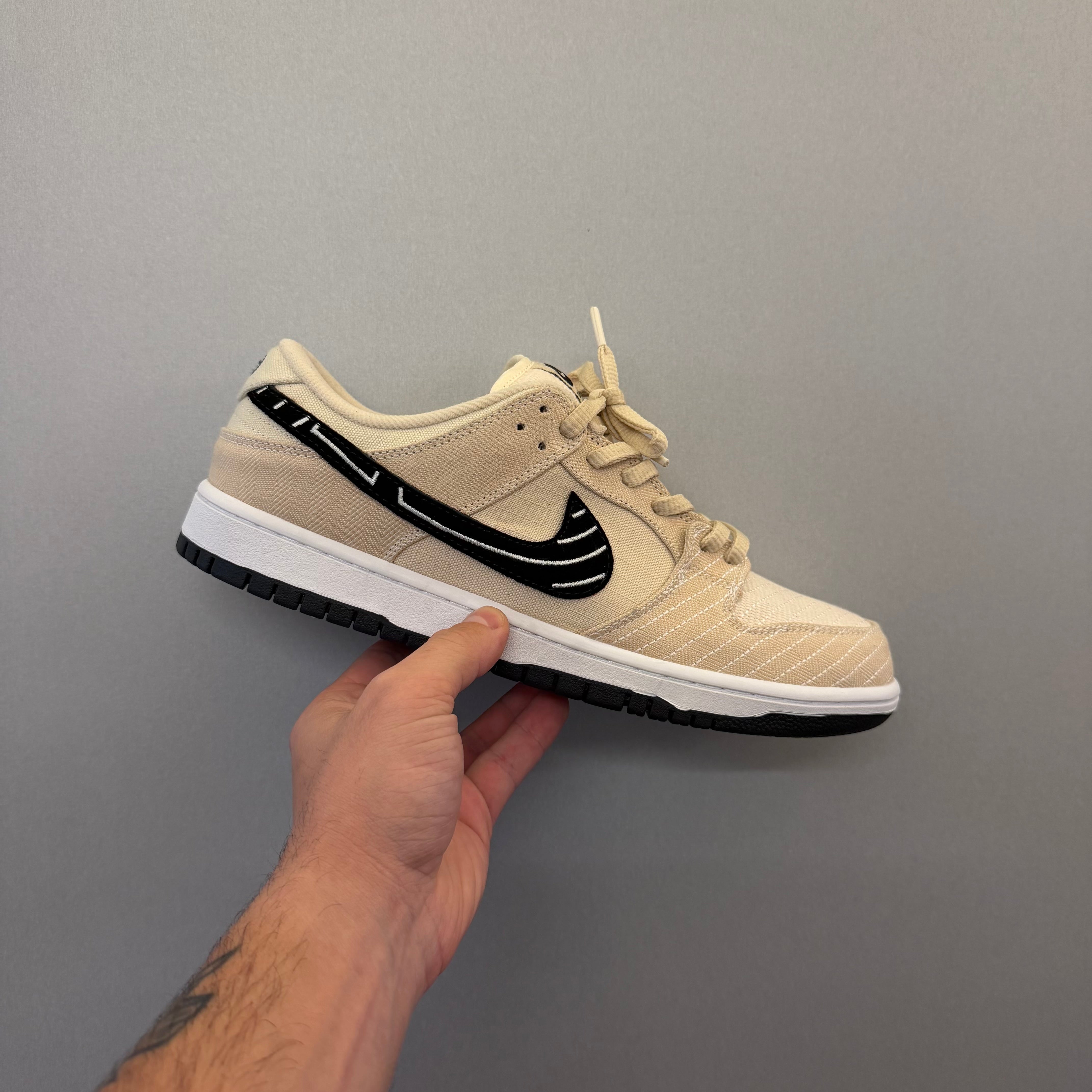 Nike SB Dunk Low Albino & Preto 'Jiu-Jitsu' (Pronta Entrega)