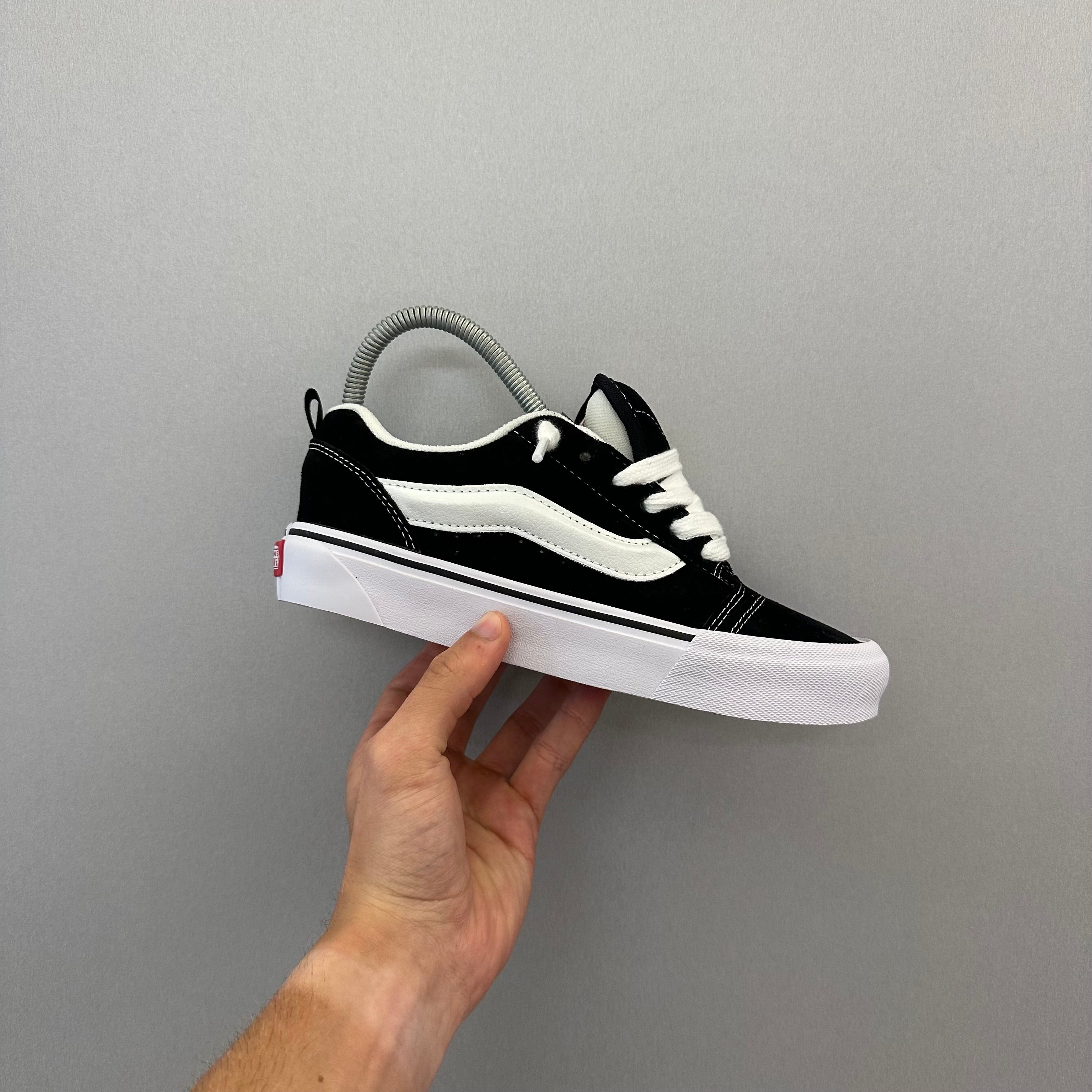 Vans Knu Skool Black White (Pronta Entrega)