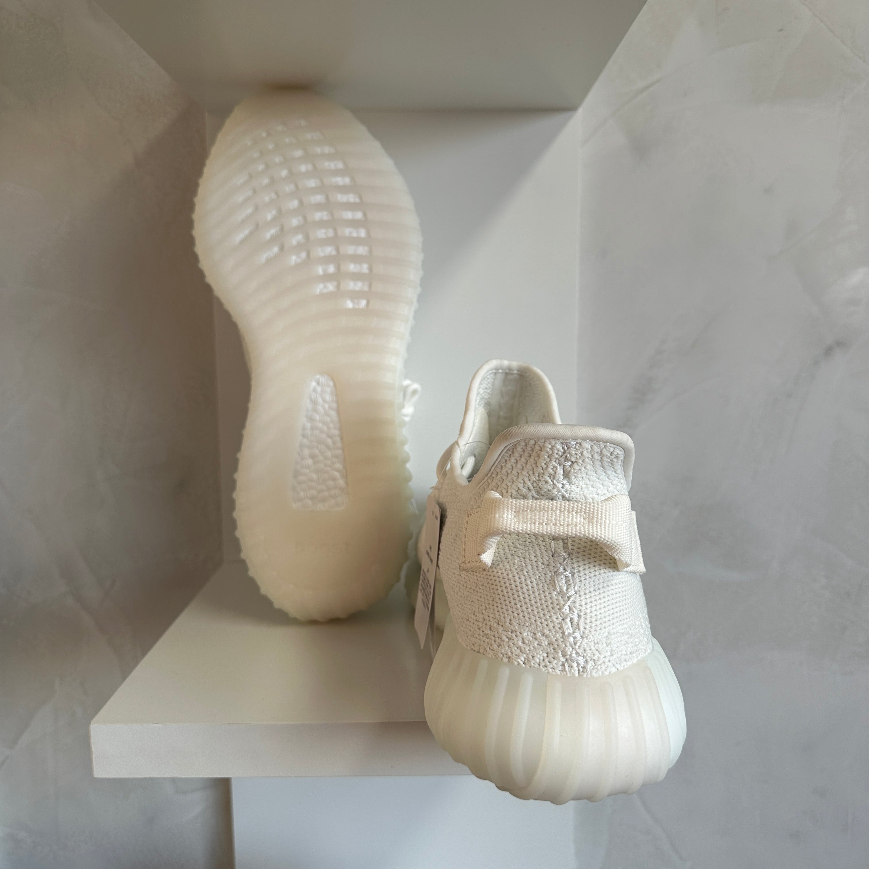 Adidas Yeezy Boost 350 V2 Cream/Triple White (Pronta Entrega)