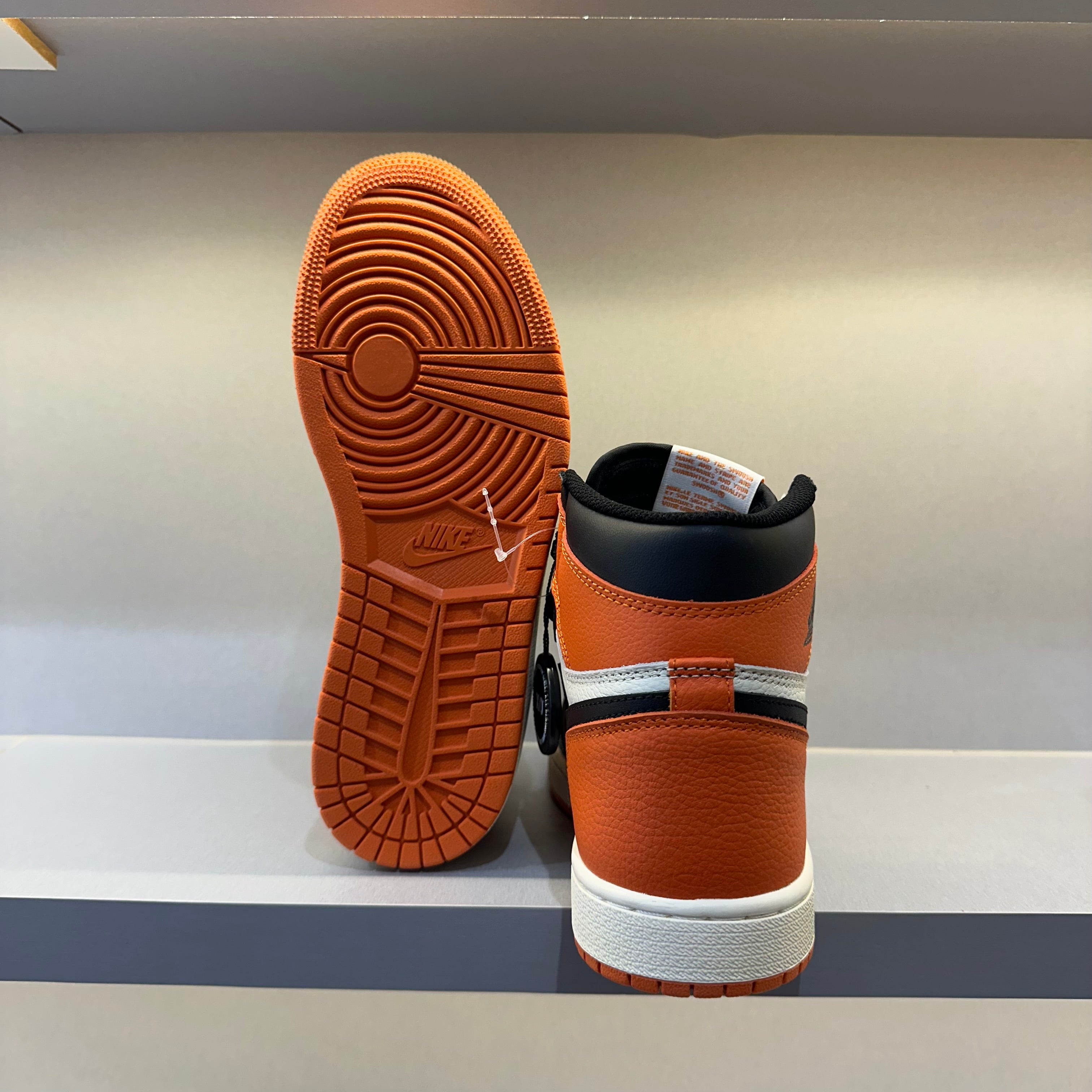 Jordan 1 Retro High Shattered Blackboard (Pronta Entrega)