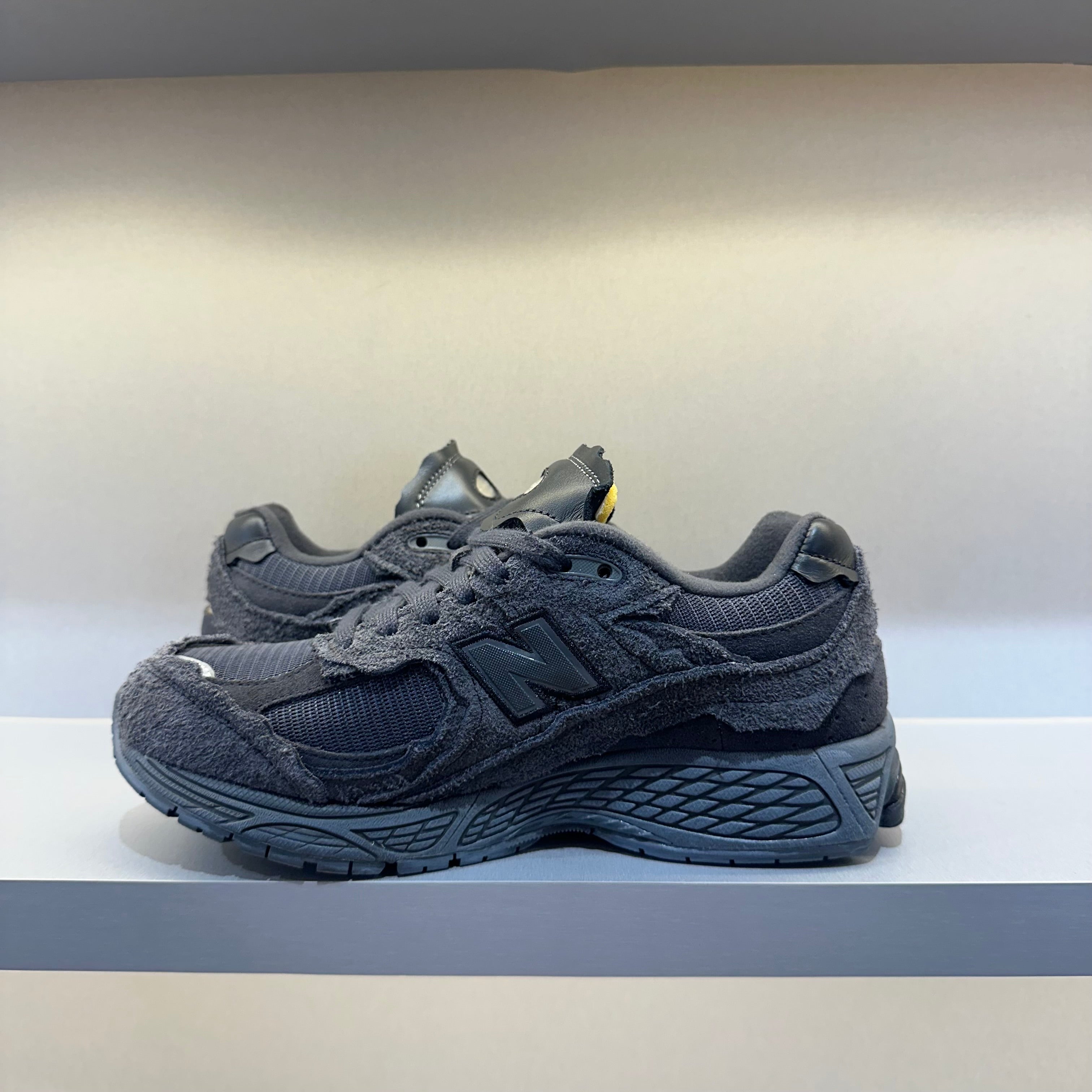 New Balance 2002R Protection Pack Phantom (Pronta Entrega)