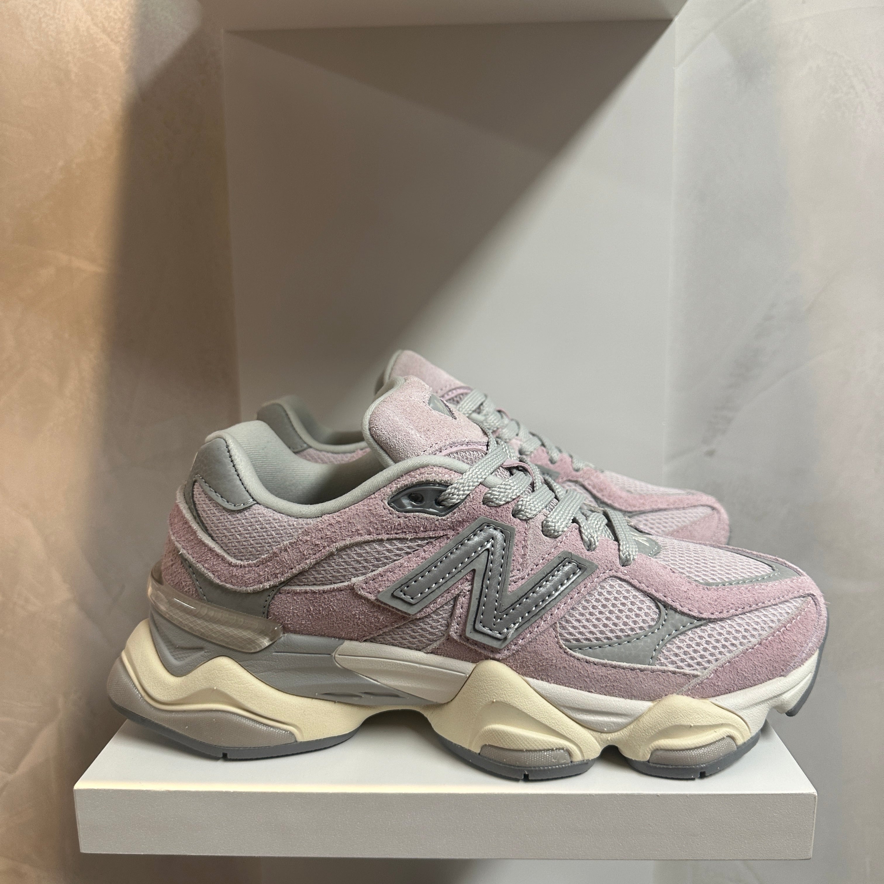New Balance 9060 December Sky (Pronta Entrega)