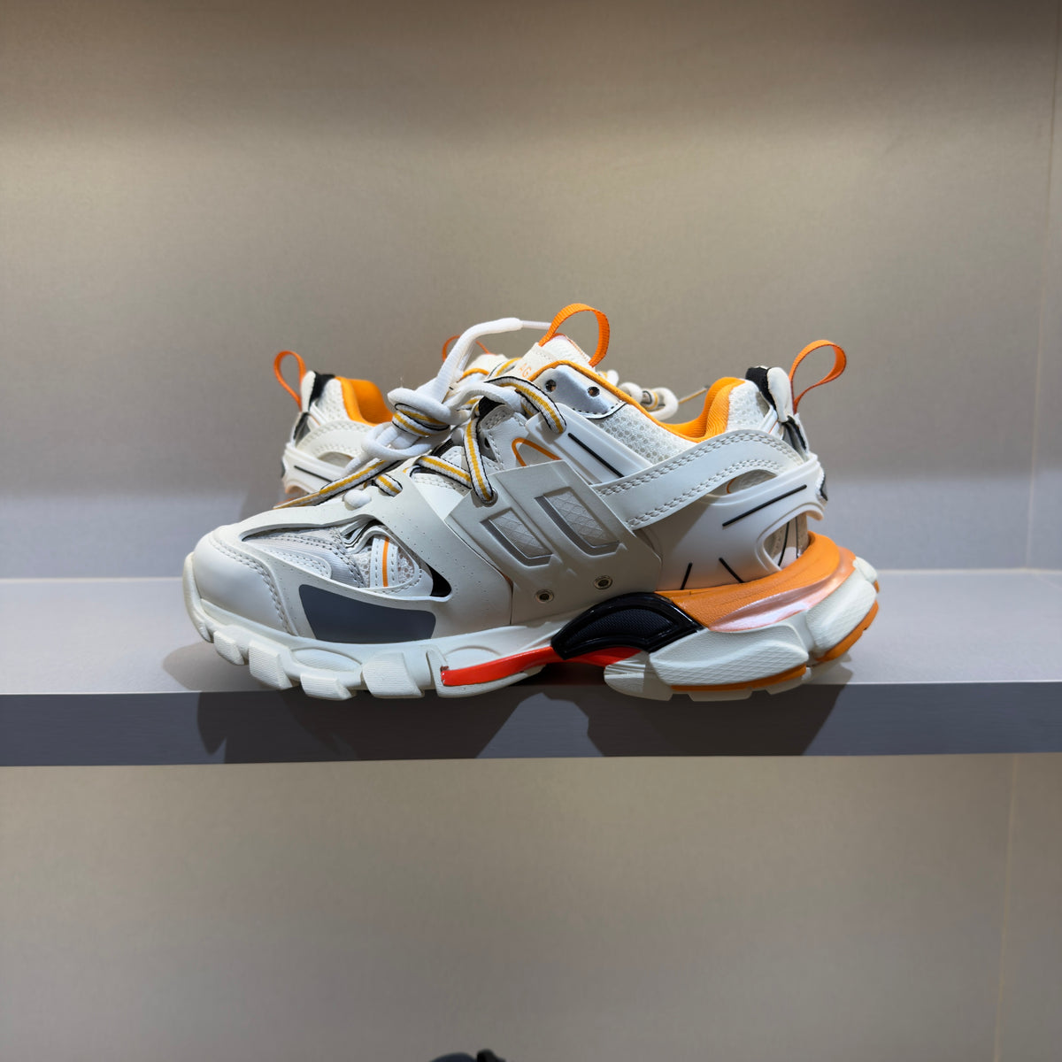 Balenciaga Track White Orange (Pronta Entrega)