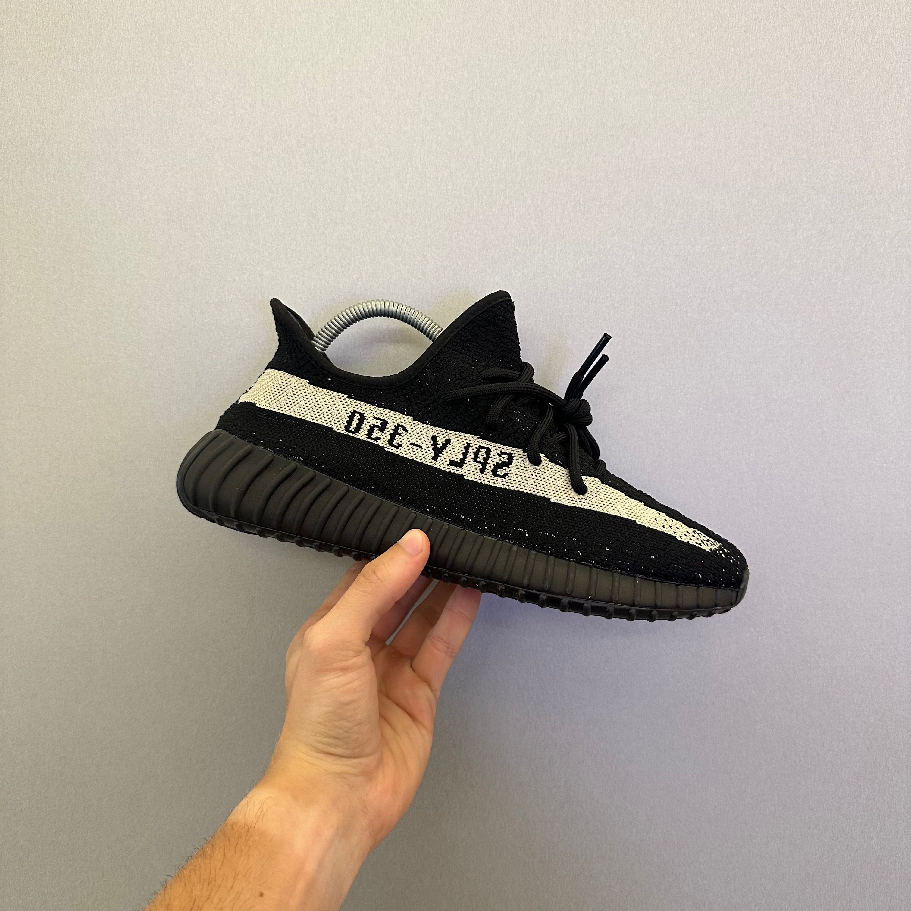 Adidas Yeezy Boost 350 V2 Oreo (Pronta Entrega)
