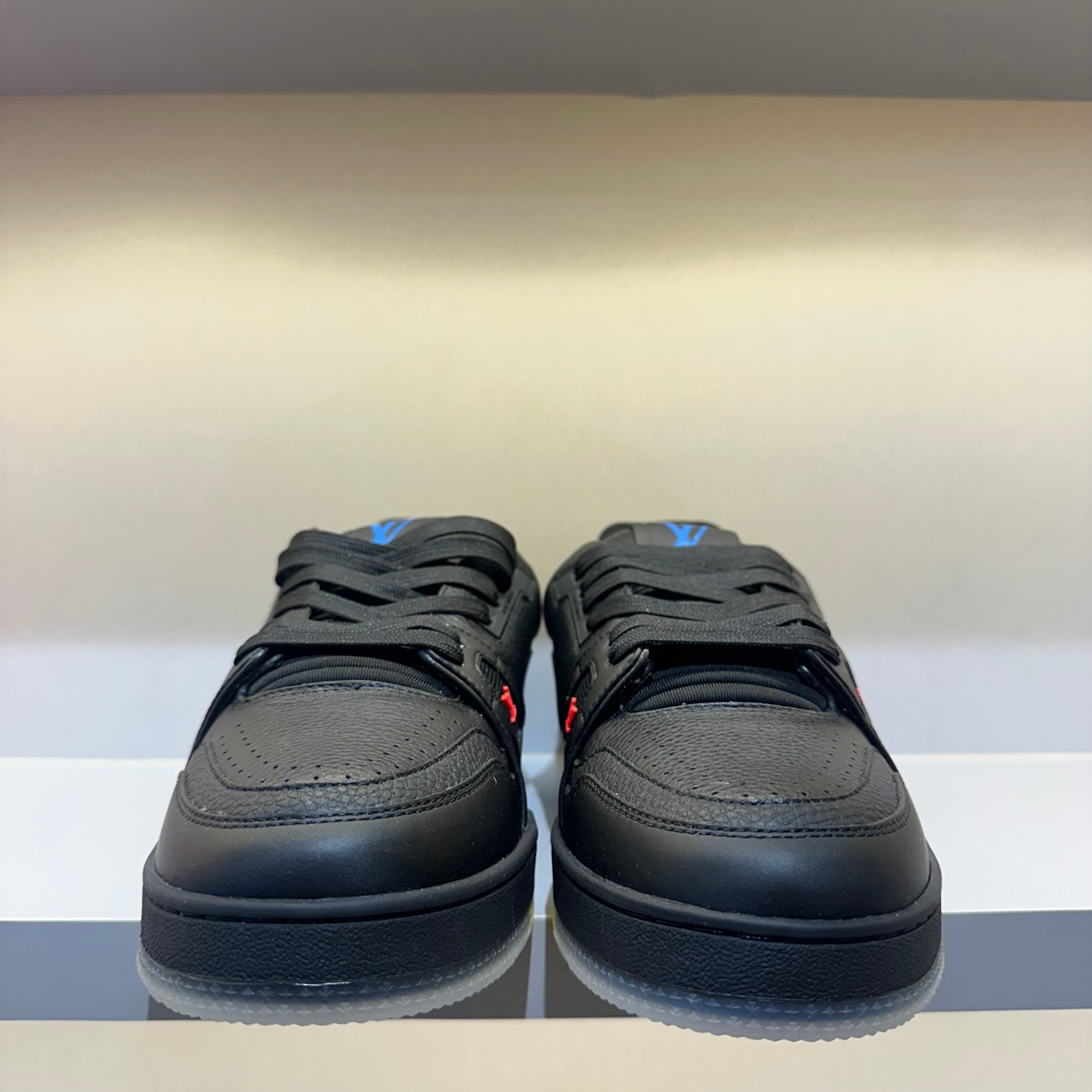 Louis Vuitton Trainer Black Signature (Pronta Entrega)