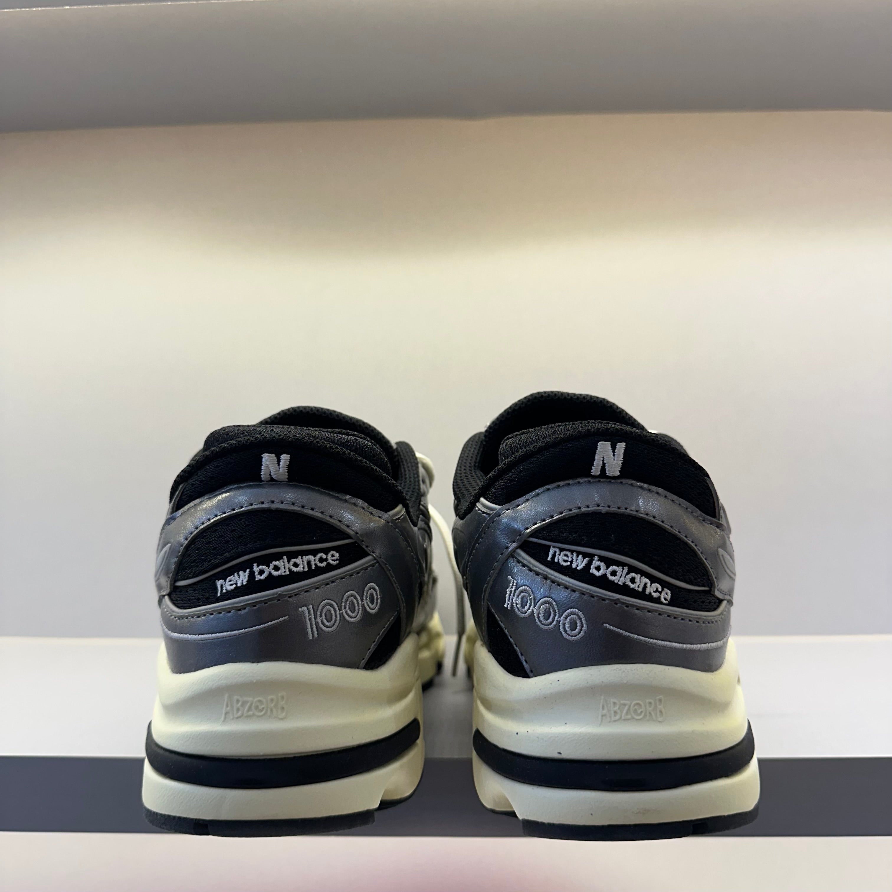 New Balance 1000 Silver Metallic (Pronta Entrega)