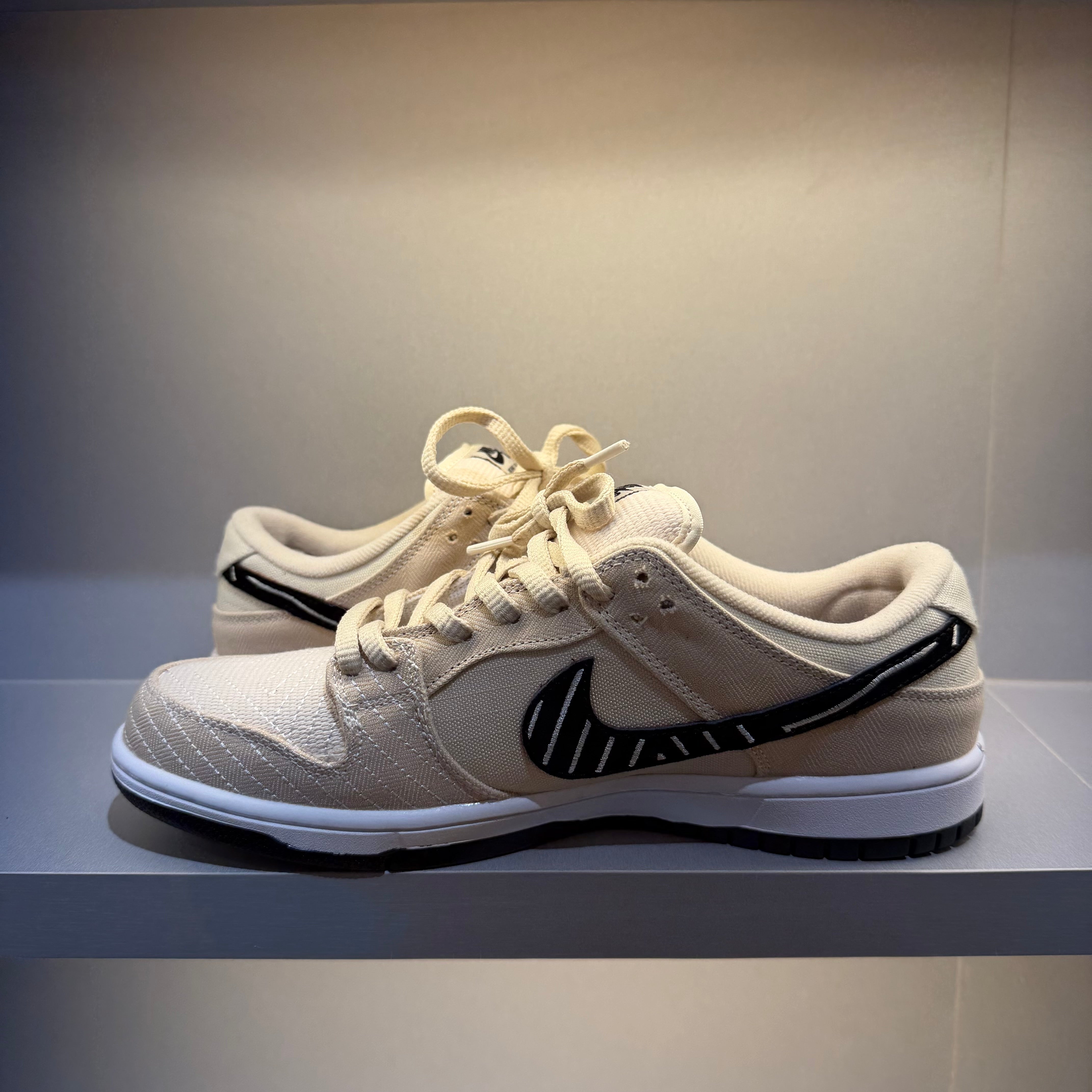 Nike SB Dunk Low Albino & Preto 'Jiu-Jitsu' (Pronta Entrega)