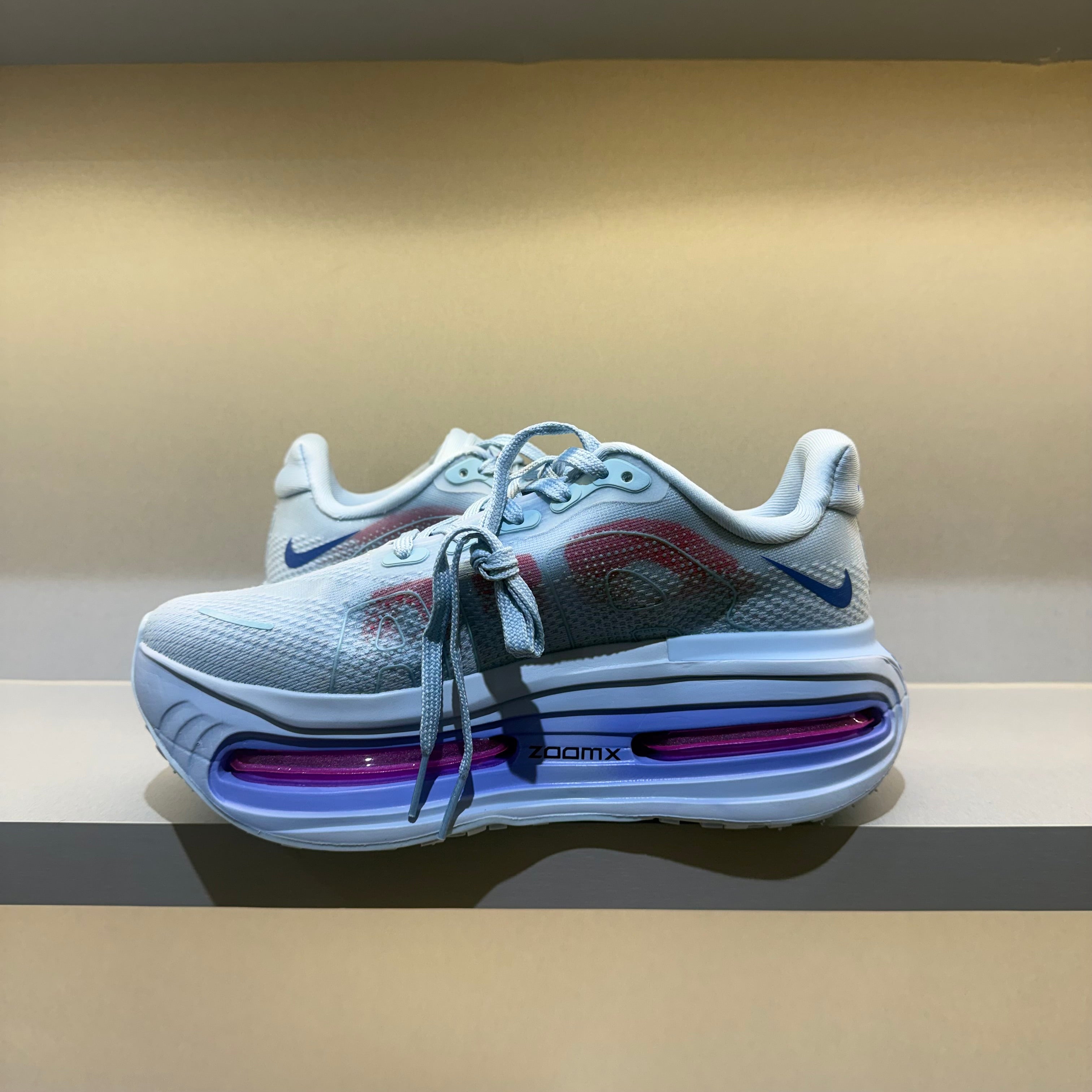 Nike Vomero Premium Blue Tint (Pronta Entrega)