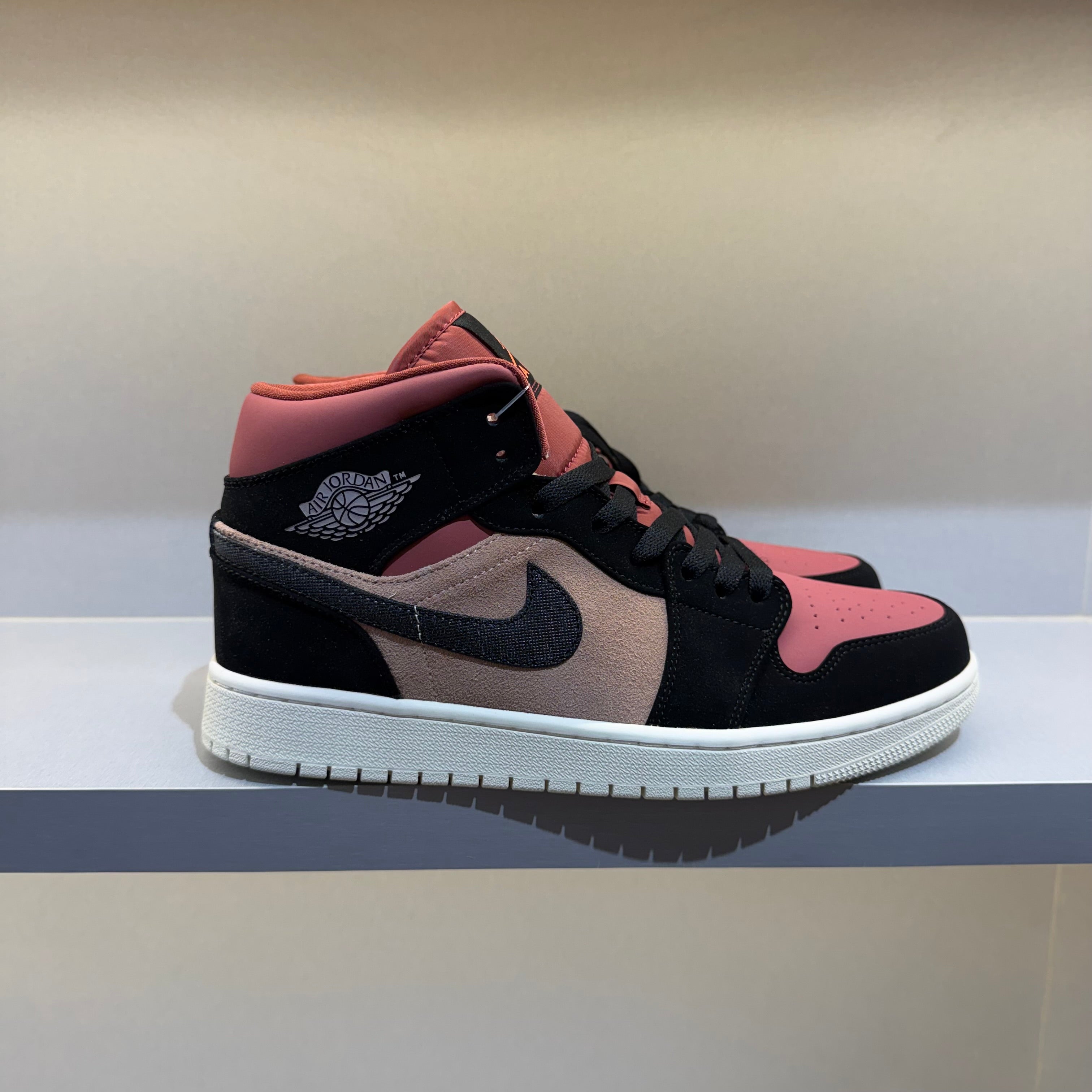 Jordan 1 Mid Canyon Rust (Pronta Entrega)