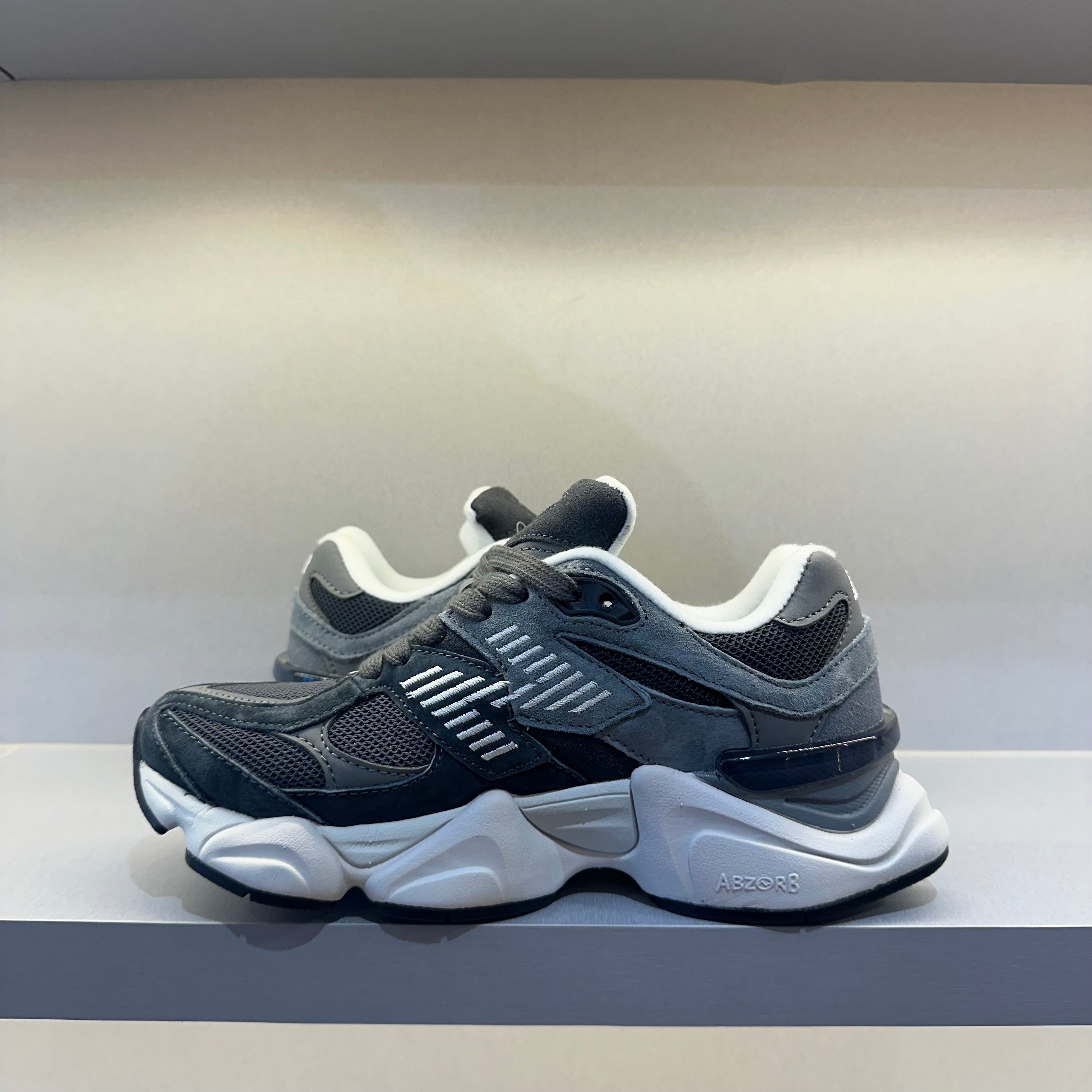 New Balance 9060 Black Magnet (Pronta Entrega)
