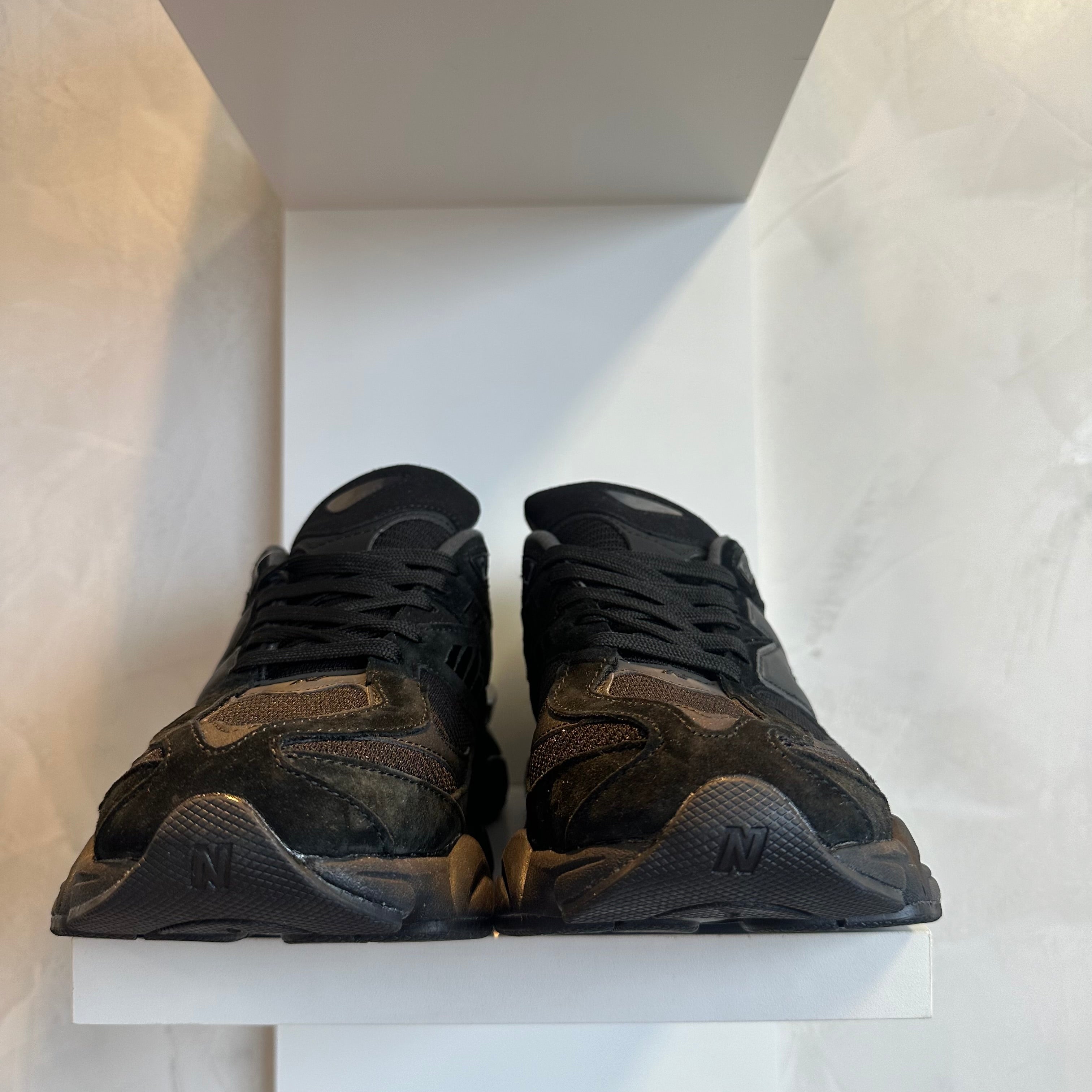 New Balance 9060 Triple Black (Pronta Entrega)