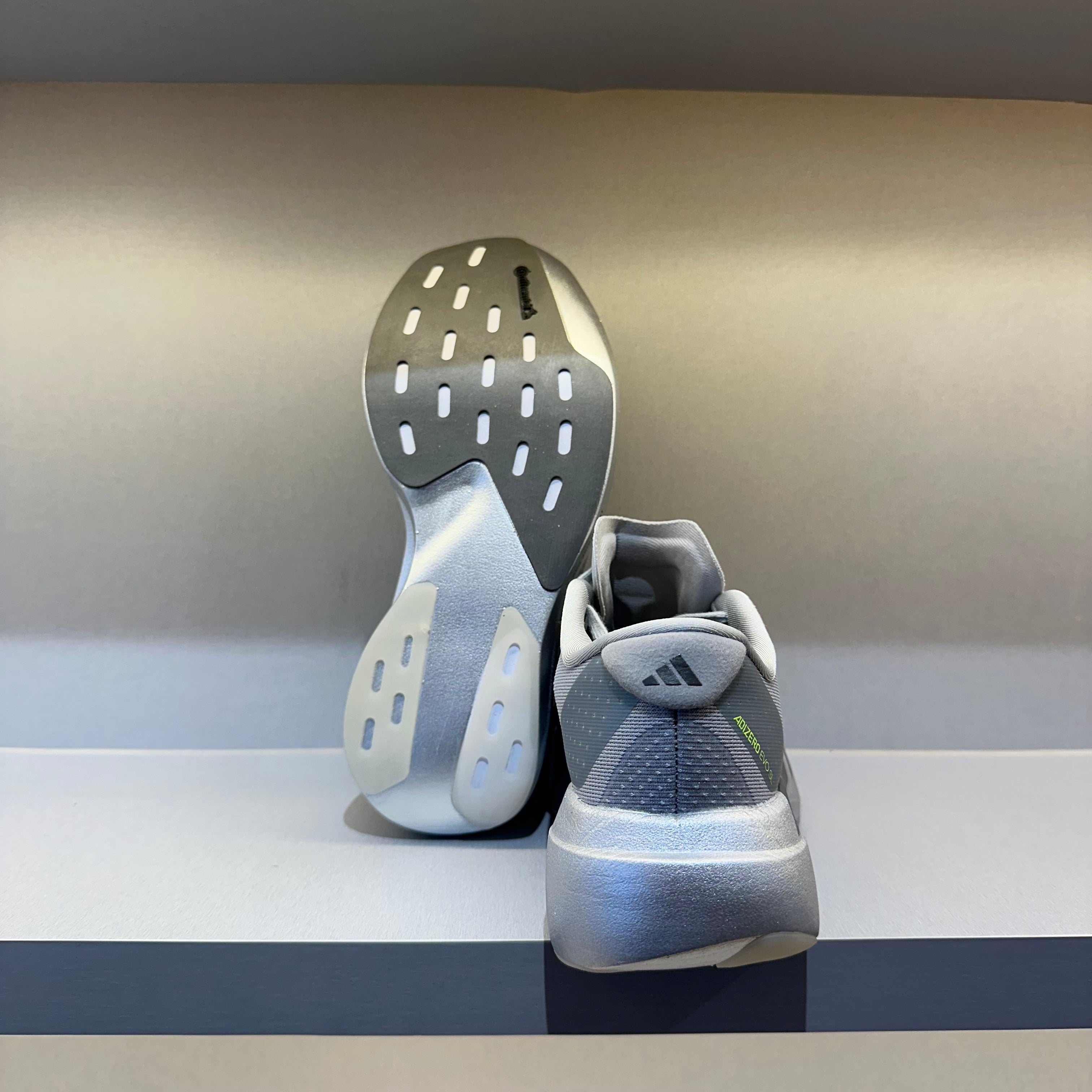 Adizero Evo SL Silver Metallic (Pronta Entrega)