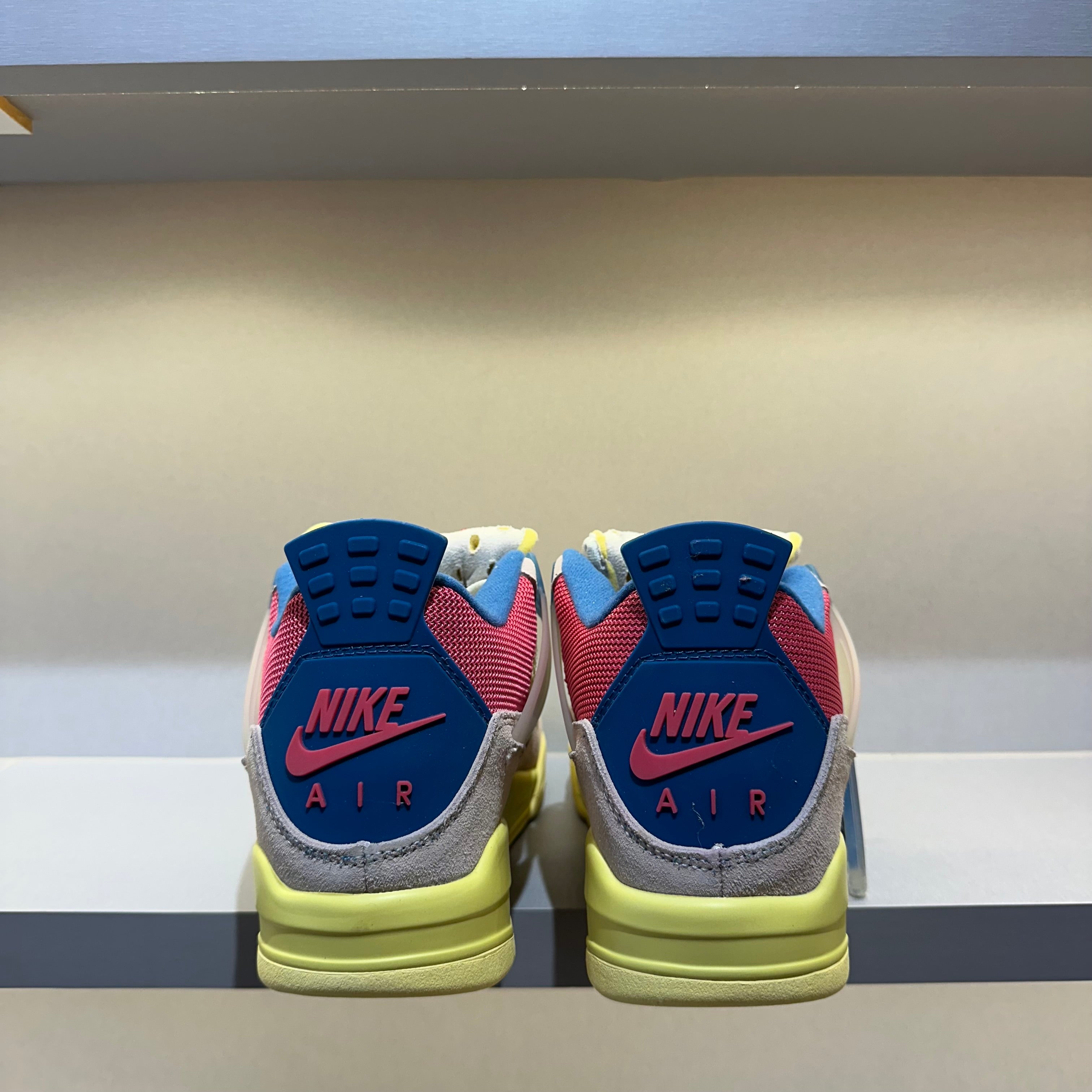 Jordan 4 Retro Union Guava Ice (Pronta Entrega)