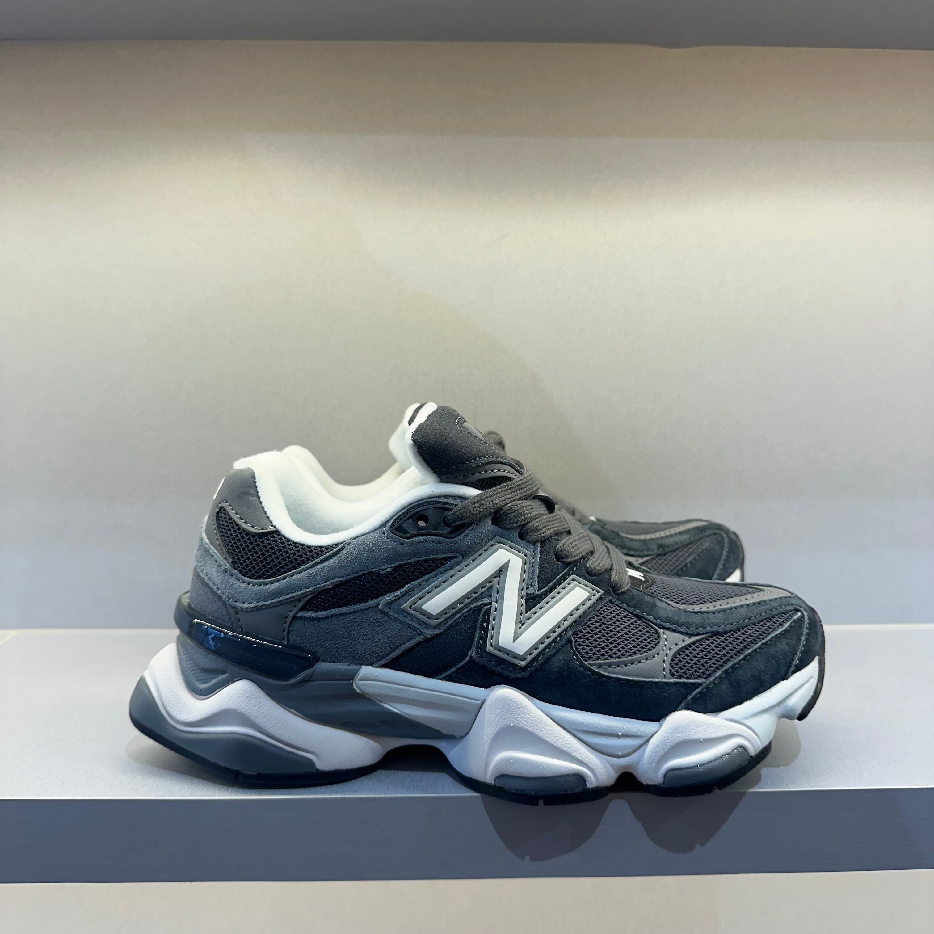 New Balance 9060 Black Magnet (Pronta Entrega)