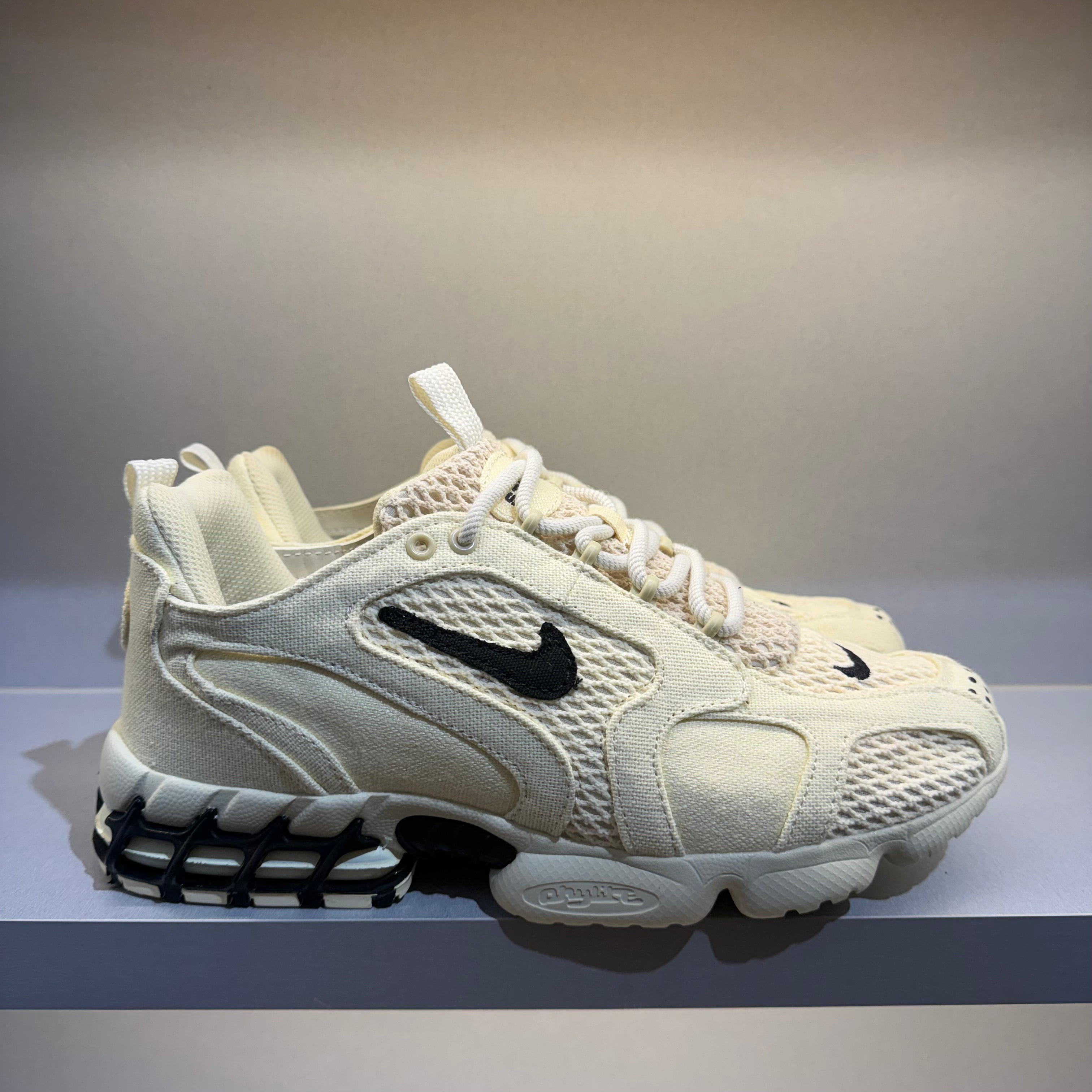 Nike Air Zoom Spiridon Cage 2 Stussy Fossil (Pronta Entrega)