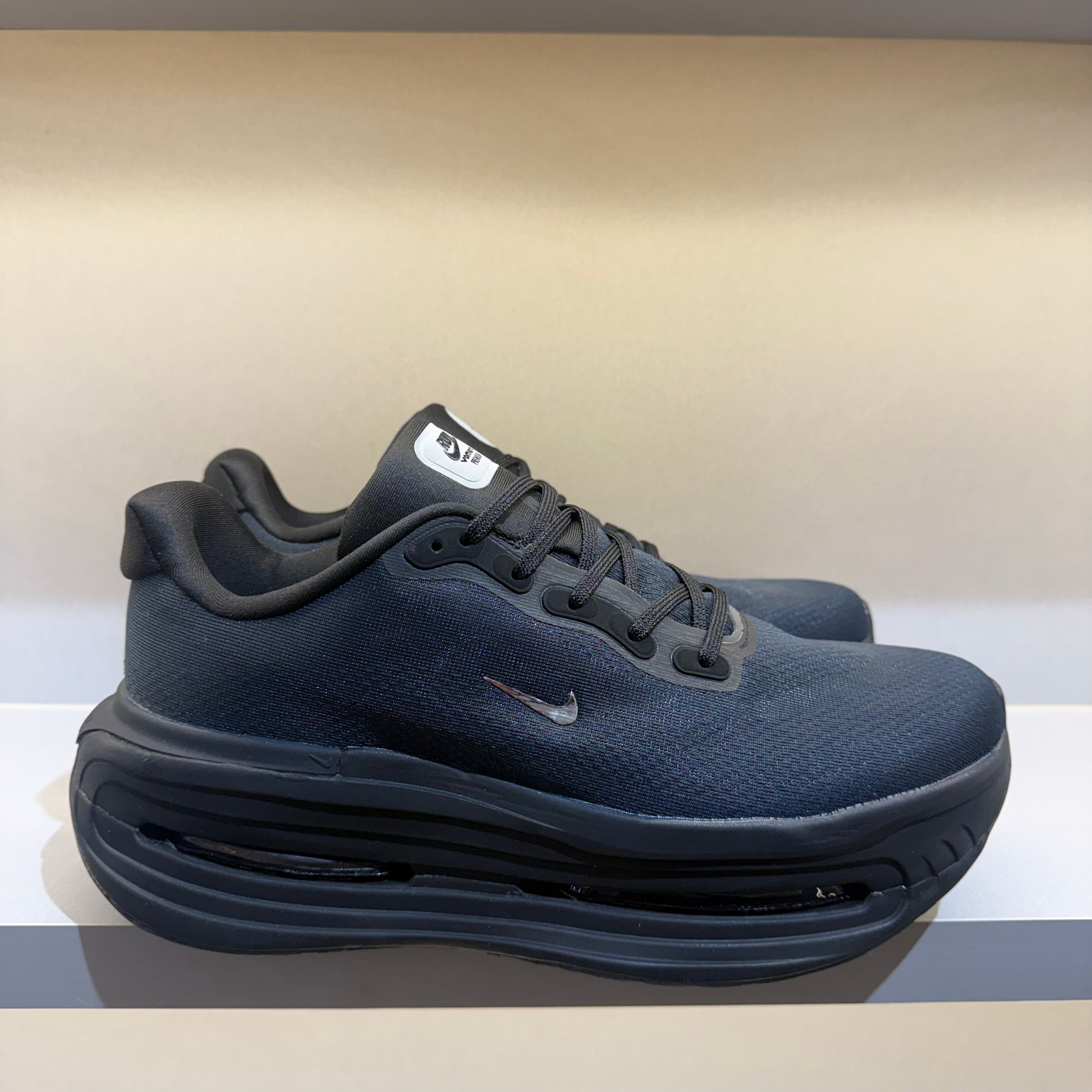 Tênis Nike Vomero Premium SP Black Mini Chrome Swoosh (Pronta Entrega)